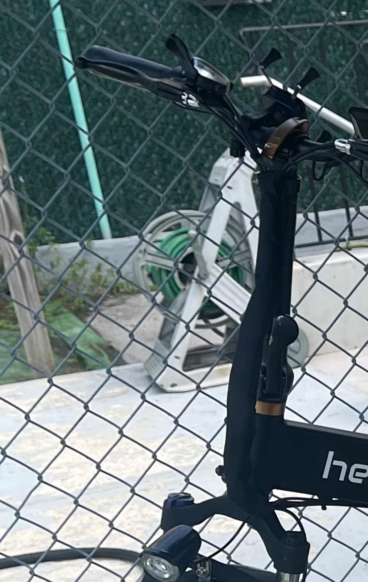 1/2 inch - 6.6FT Chew Proof Cat Cord Protector（Hook & Loop Split Sleeve for Pets - Cat/Dog Proof Cable Management Sleeve for Office USB Computer Audio Cables, Flexible Wire Cover - Black customer photo 2