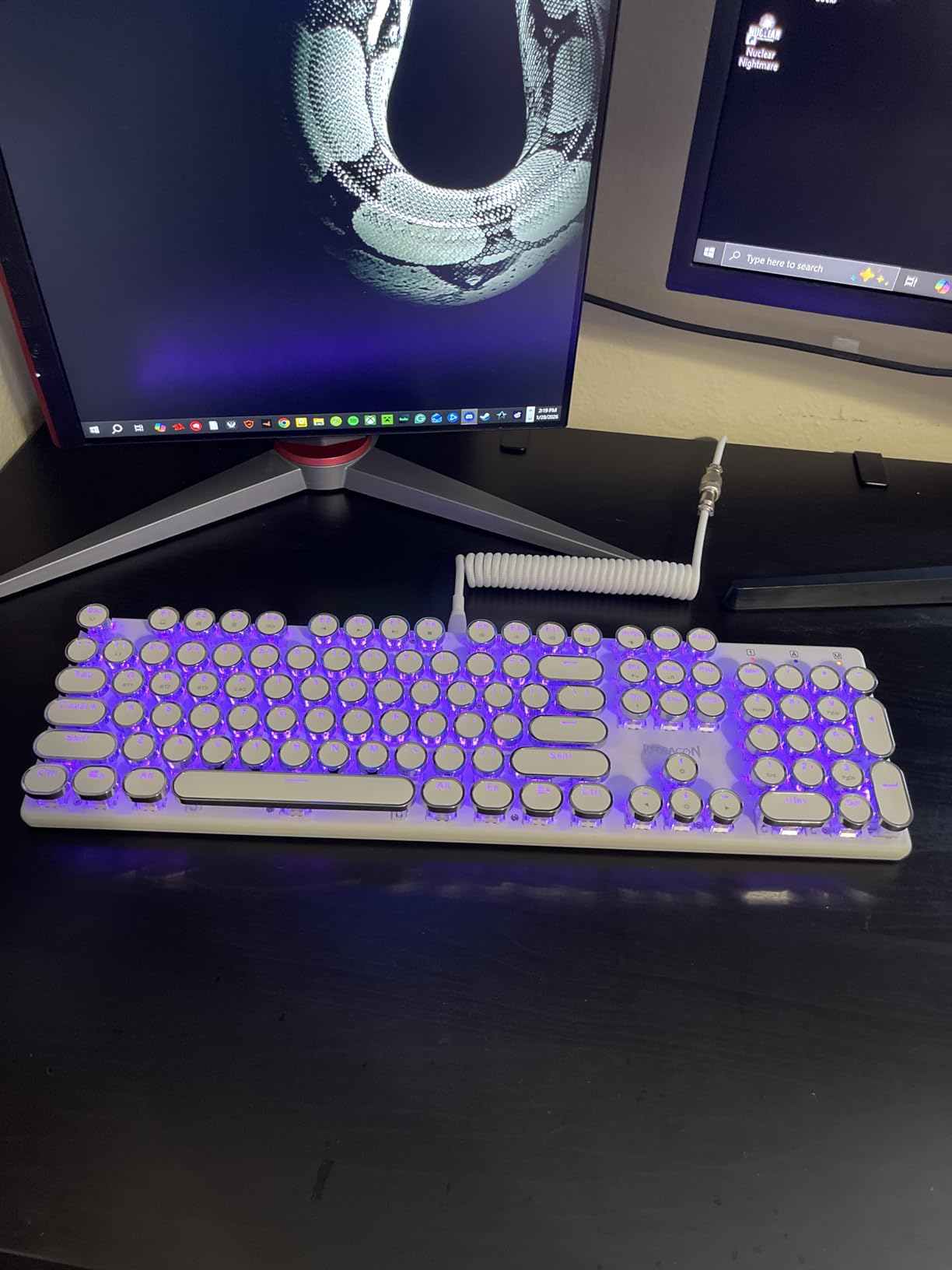 Redragon Typewriter Keyboard Wireless, Mechanical Gaming Keyboard, Bluetooth/2.4Ghz/Wired, RGB LED Backlit, Rechargeable, Blue Switch - Clicky, Solid Metal Panel, Round Keycaps, Black customer photo 1