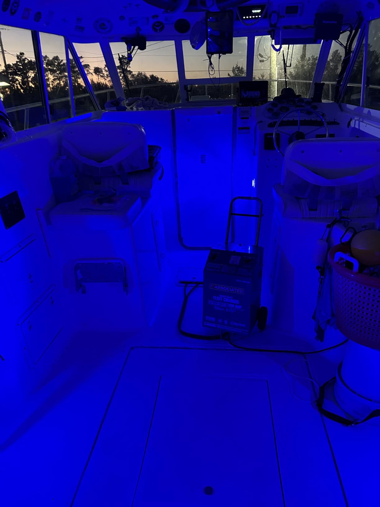 Boat Courtesy Lights, IP68 Waterproof Boat Interior Lights, Marine Navigation Stern Courtesy Night Fishing Lighting, Stainless Steel Marine LED Lighting for Pontoon Bass Sailboat(4PCS Blue) customer photo 1