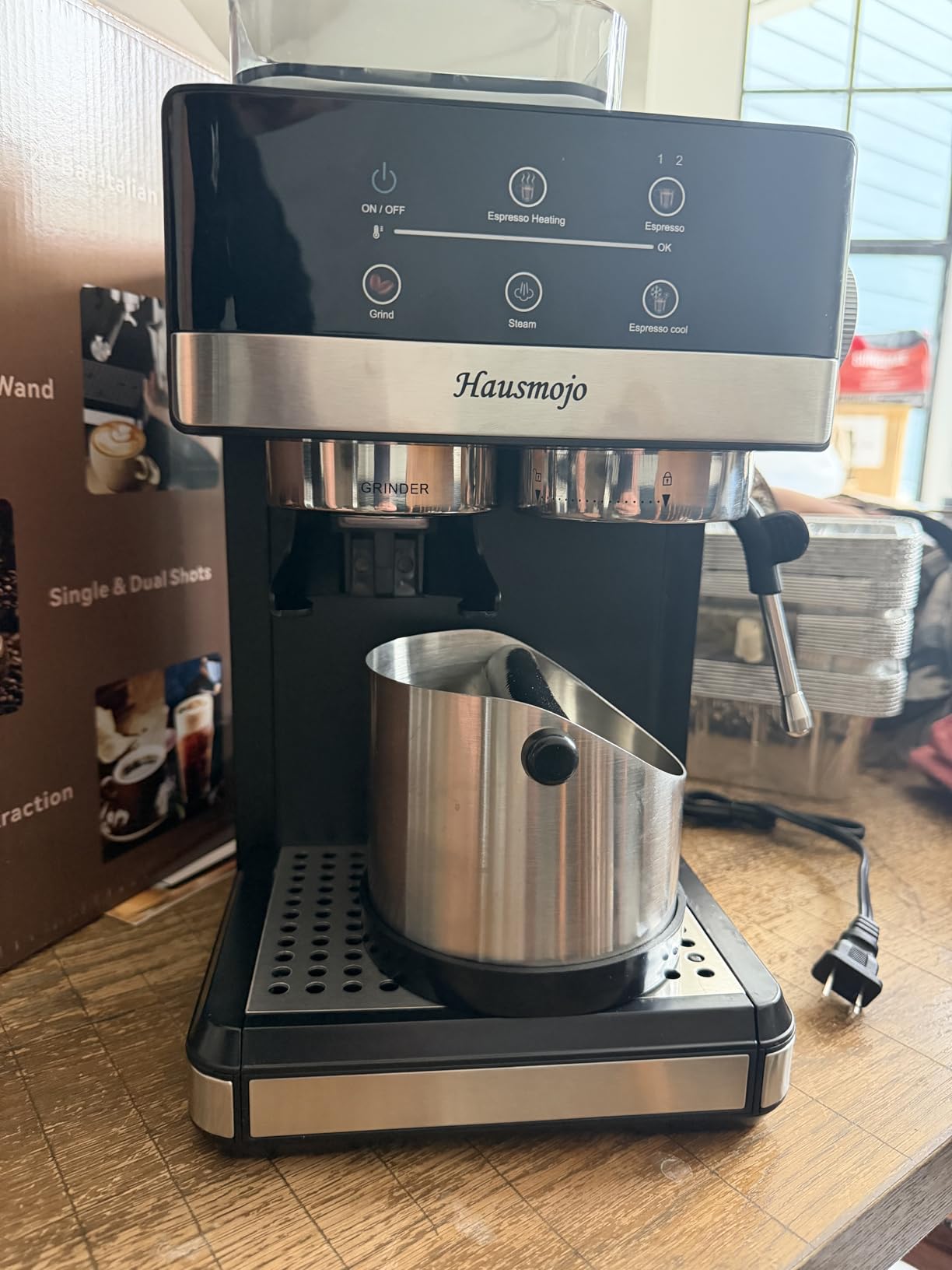 Espresso Machine with Grinder, 20Bar Expresso Coffee Machines with Milk Frother, Professional Compact Stainless Steel Coffee Maker for Espresso, Latte & Cappuccino, Perfect for Home Use customer photo 2