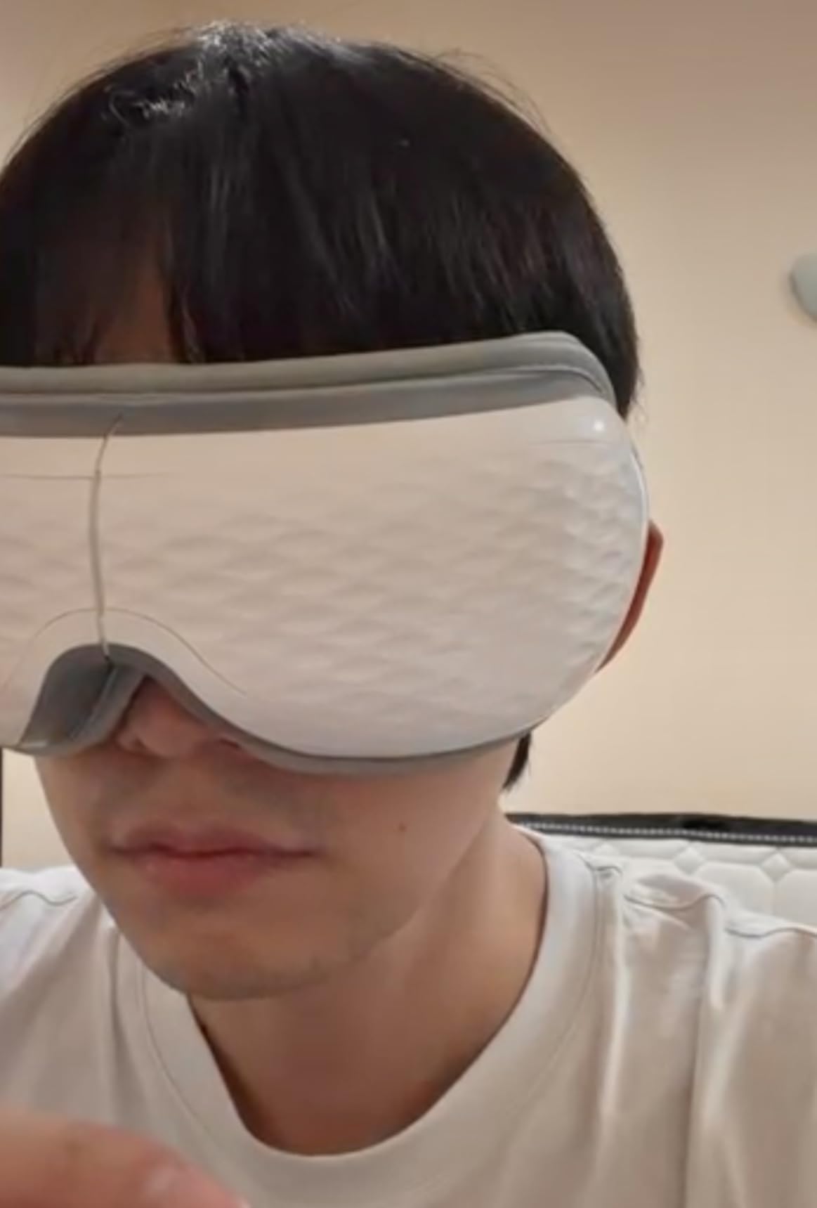 ALLJOY Eye Massager with Heat, Christmas Gifts for Women,Valentines Day Gifts for Adults, Bluetooth Music Sleep Mask for Migraine Relief,Eye Strain, Dark Circles & Dry Eyes customer photo 1