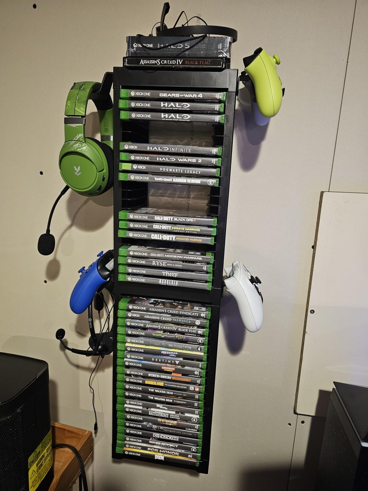 Video Game Disc Rack Tower Storage Holder Stand Universal for PS5/PS4/XBOX One/Series/NS Game, Game Organizer Shelf Display Stand for Wall Mount/Desk/Floor with Controller Holder Sega Genesis Consoles customer photo 2