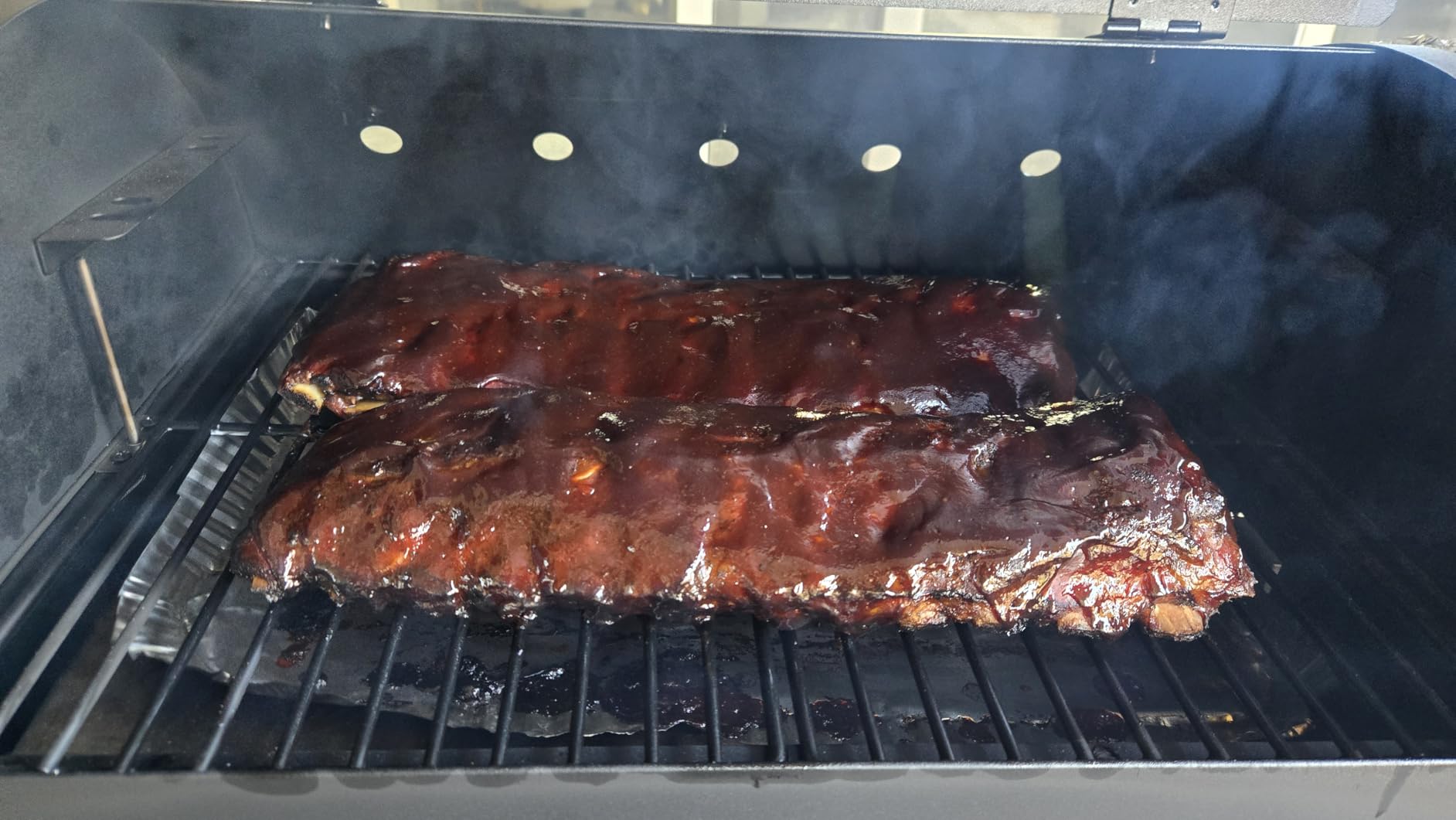 Brisk It Zelos-450 Wood Pellet Grill & Smoker, 450 Sq In, WiFi and A.I. customer photo 1