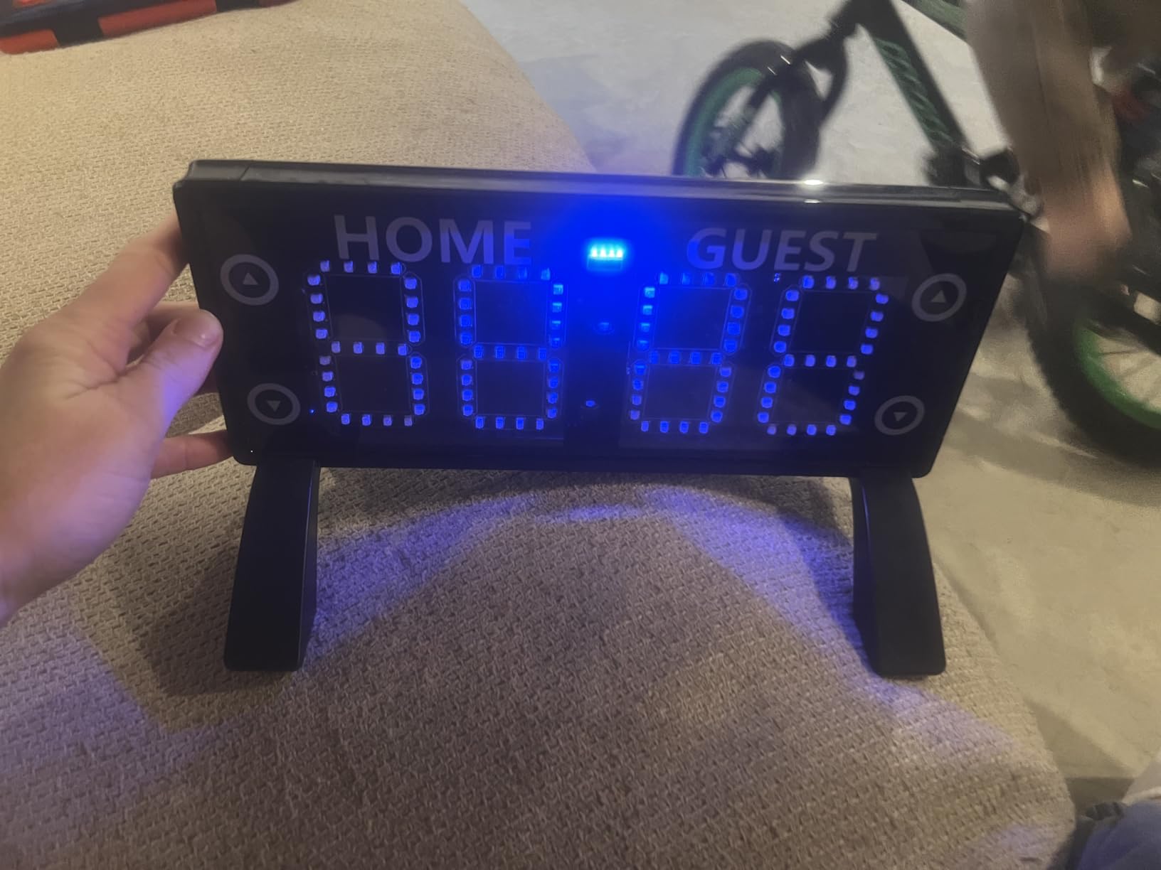 YZ High Bright Large Digital Scoreboard, Portable Outdoor Electronic Scoreboard with Remote, Score Keeper for Basketball/Pickleball/Outdoor Games customer photo 1