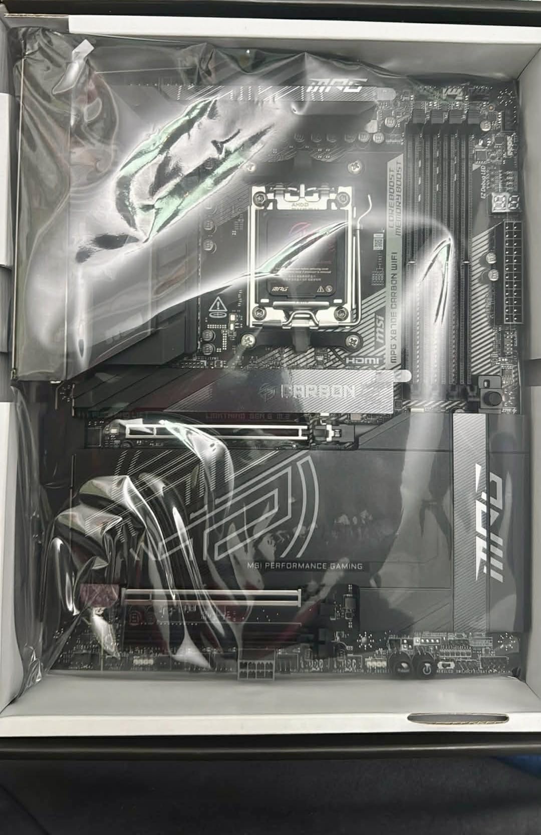 MSI PRO X870E-P WiFi Motherboard, ATX - Supports AMD Ryzen 9000/8000 / 7000 Processors, AM5-60A SPS VRM, DDR5 Memory Boost (8200+ MT/s OC), PCIe 5.0 x16 & 4.0 x16, M.2 Gen5, Wi-Fi 7, 5G LAN customer photo 2