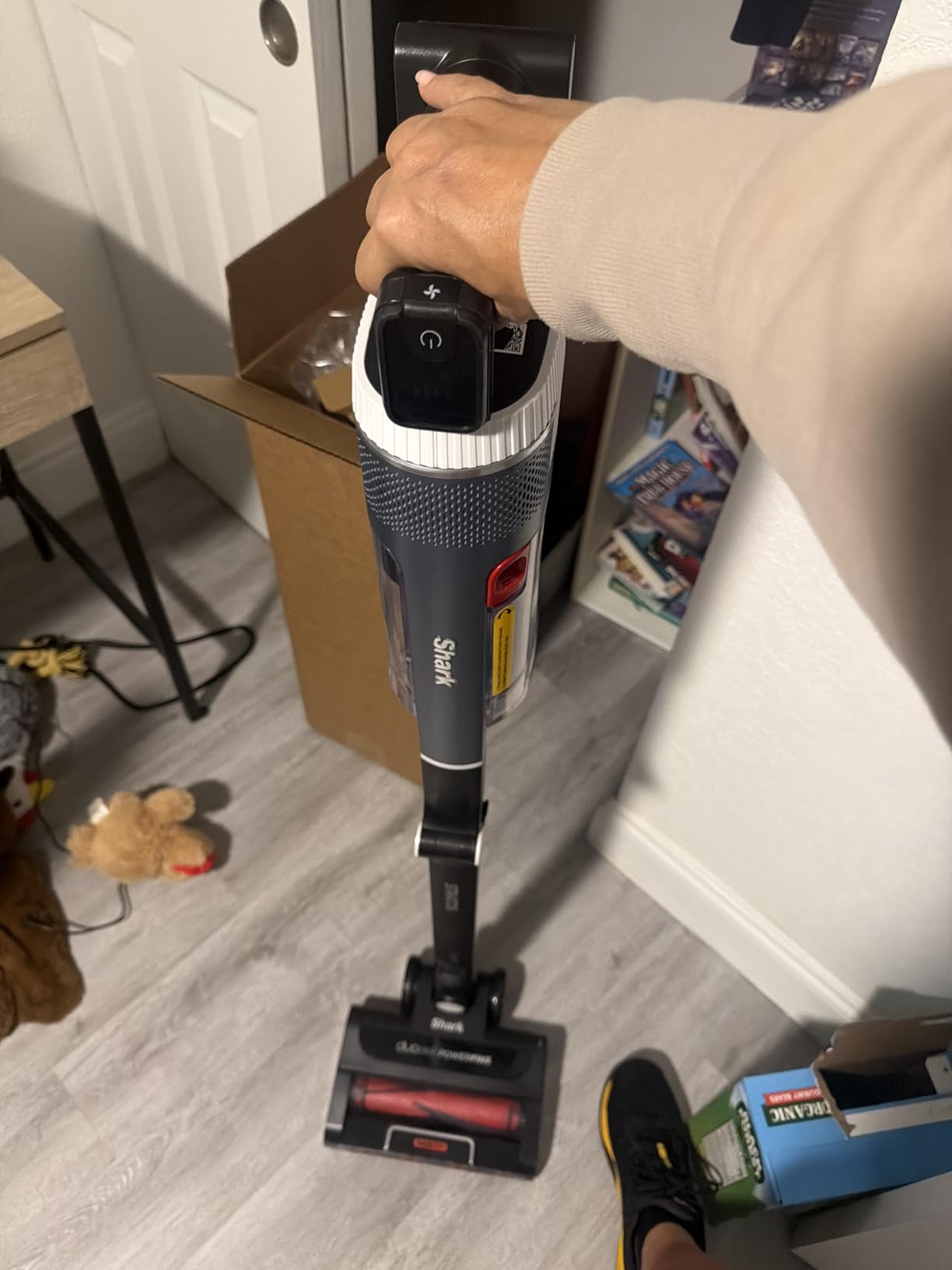 Shark Freestyle Max Cordless Upright Vacuum, Nordic Blue, SV2002 | Multi-Surface Cleaning, Lightweight, Easy Maintenance, Large Dust Cup, 2-Speed Brushroll, LED Headlights customer photo 1