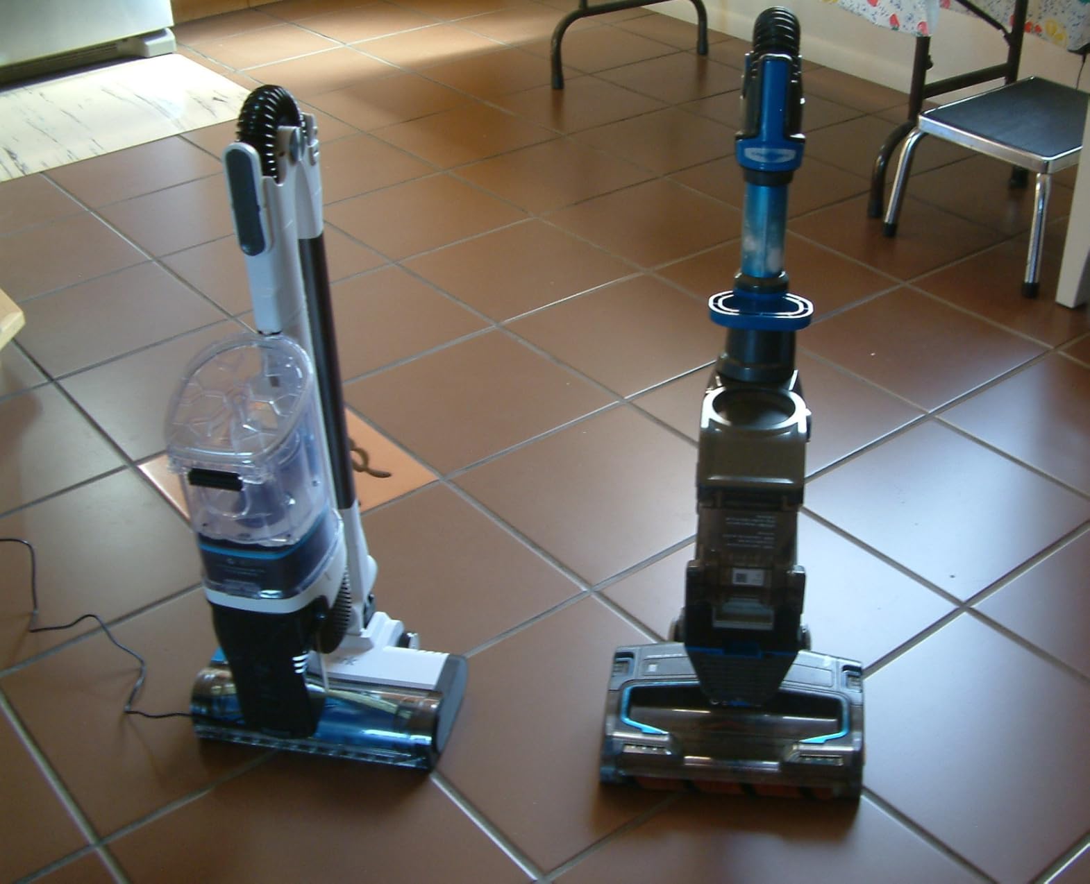 Shark Freestyle Max Cordless Upright Vacuum, Nordic Blue, SV2002 | Multi-Surface Cleaning, Lightweight, Easy Maintenance, Large Dust Cup, 2-Speed Brushroll, LED Headlights customer photo 2