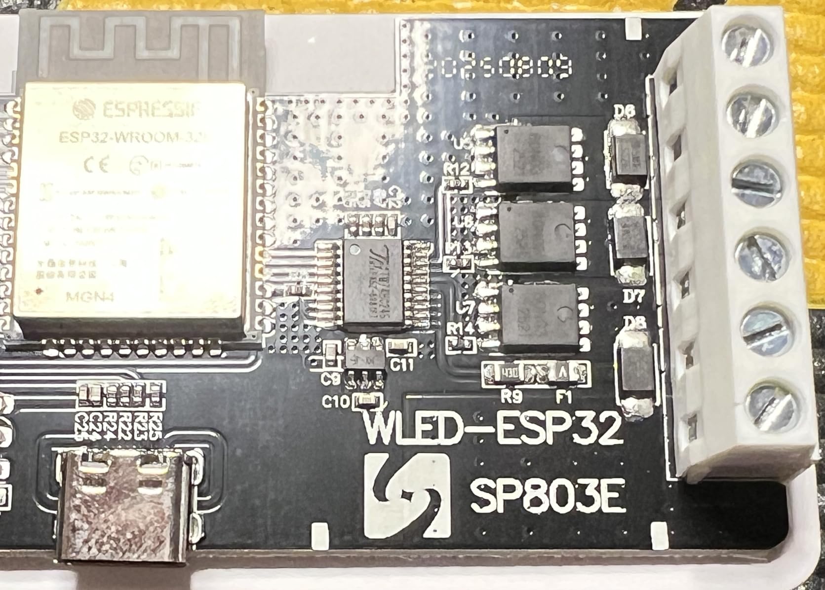 BTF-LIGHTING ESP32 WLED LED Strip Controller SP803E Built-in Mic DIY Dynamic Modes UART USB Type-C Download for WS2811,WS2812,SK6812,WS2814,WS2815 Addressable LED Strip/Matrix,PWM Dimming CCT RGB LED customer photo 1