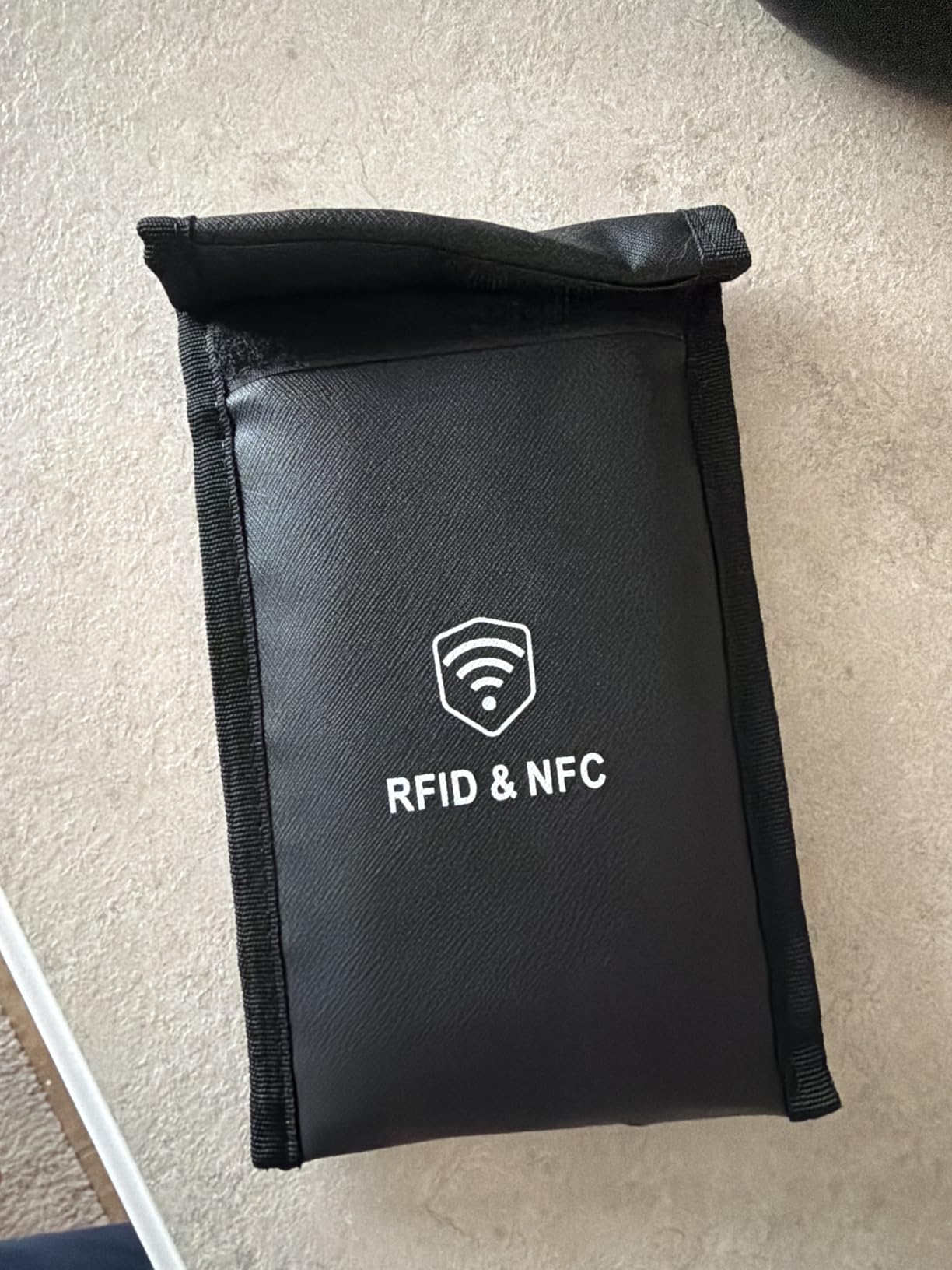 Military Grade Faraday Bags for Phones [5G/Bluetooth/WiFi/GPS] Signal Blocker, Fireproof Waterproof Anti-Scratch | Detachable Wrist Strap, RFID Blocking Anti-Tracking Pouch customer photo 1