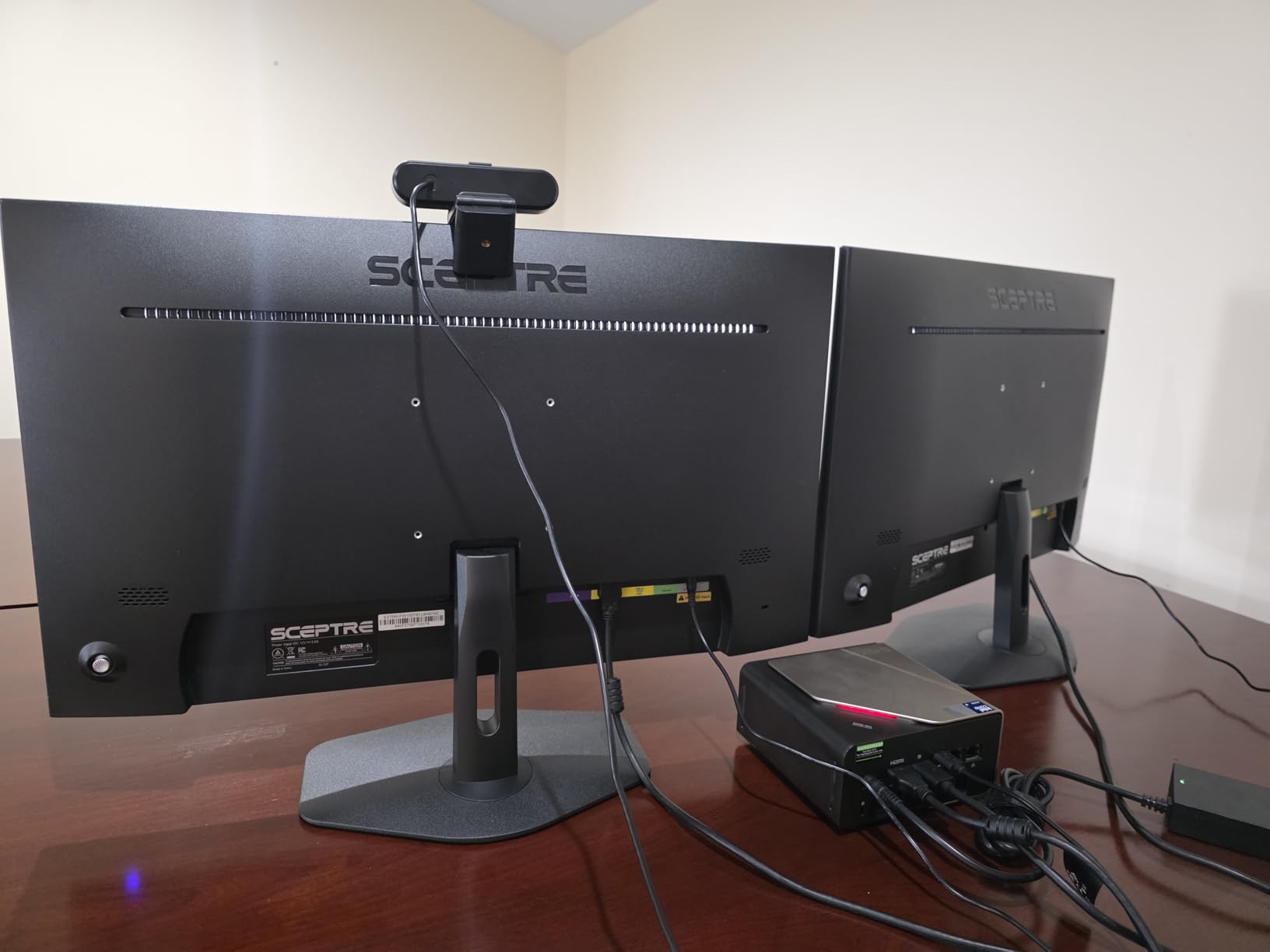 New! Sceptre Curved 30-inch Gaming Monitor 200+Hz FreeSync Build-in Speakers 2560 x 1080p HDMI DP Machine Black 2026 (C305B-200UN Series) customer photo 2
