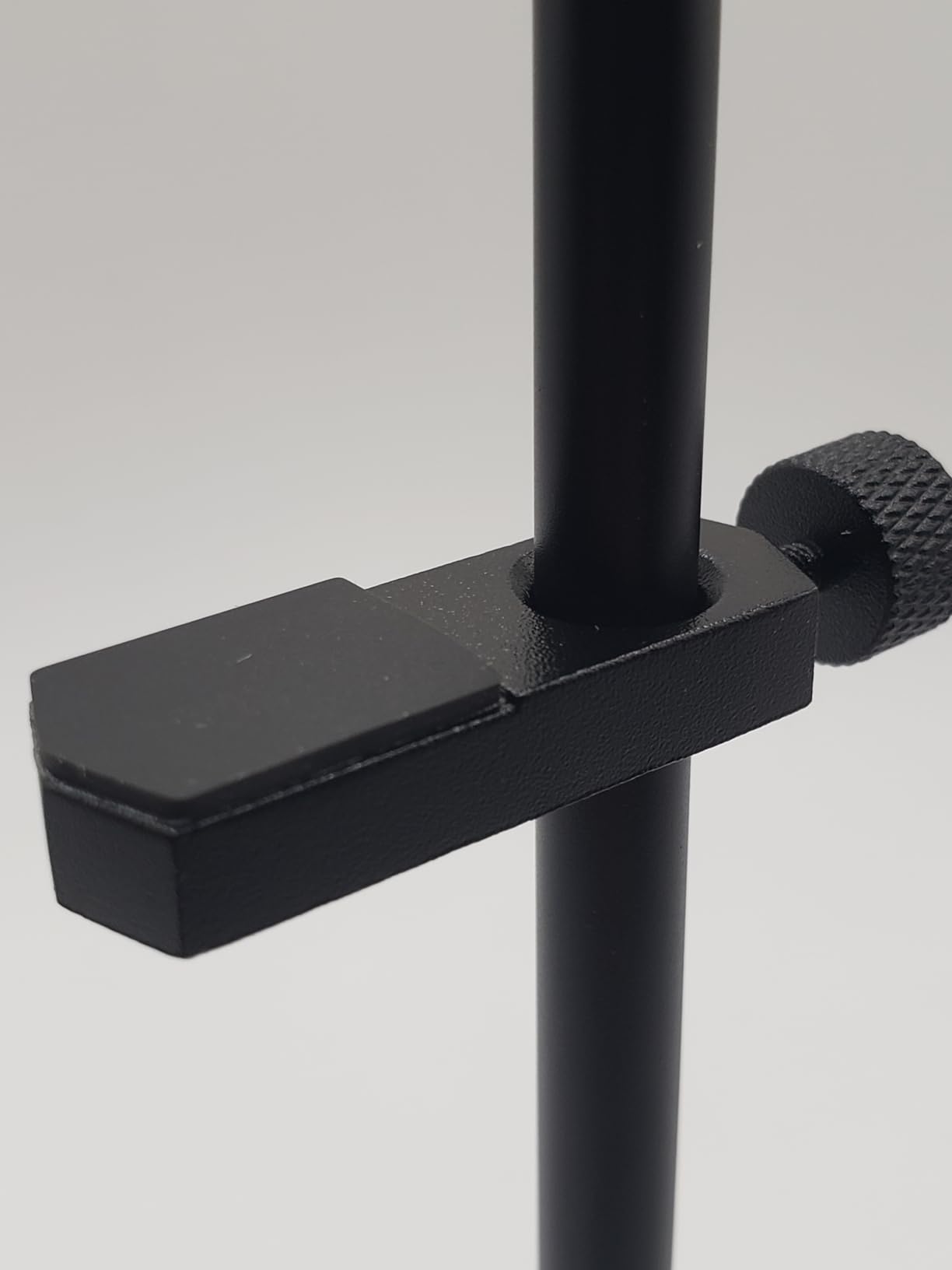 GPU Support Bracket, GPU Sag Graphics Card Anti Sag Bracket Aluminum Magnet GPU Support Stand 0.6-7.5inch customer photo 2