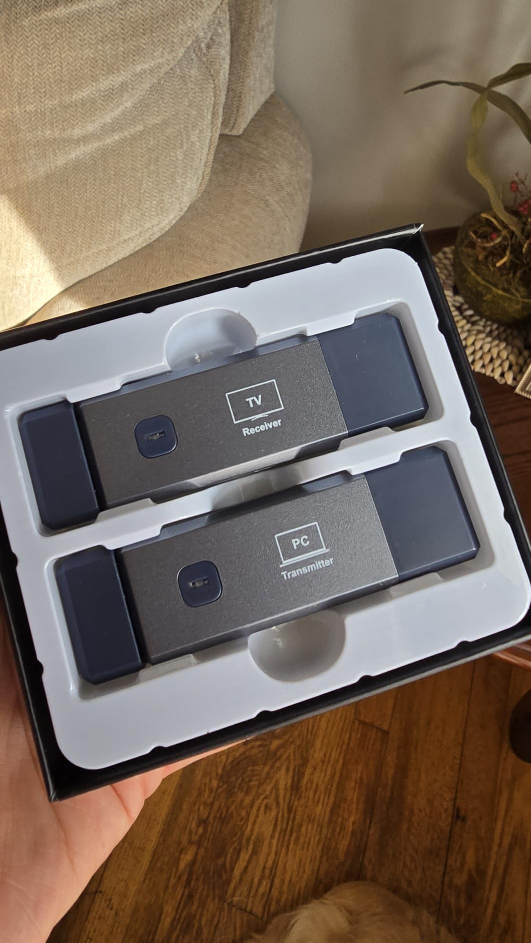 Wireless HDMI Transmitter and Receiver 328ft/100m Extender 4K Decode Input 1080P Output Plug&Play Portable 2.4G/5.8G for Video and Audio to Monitor from PC/Projector/TV Box,with LED Display customer photo 2