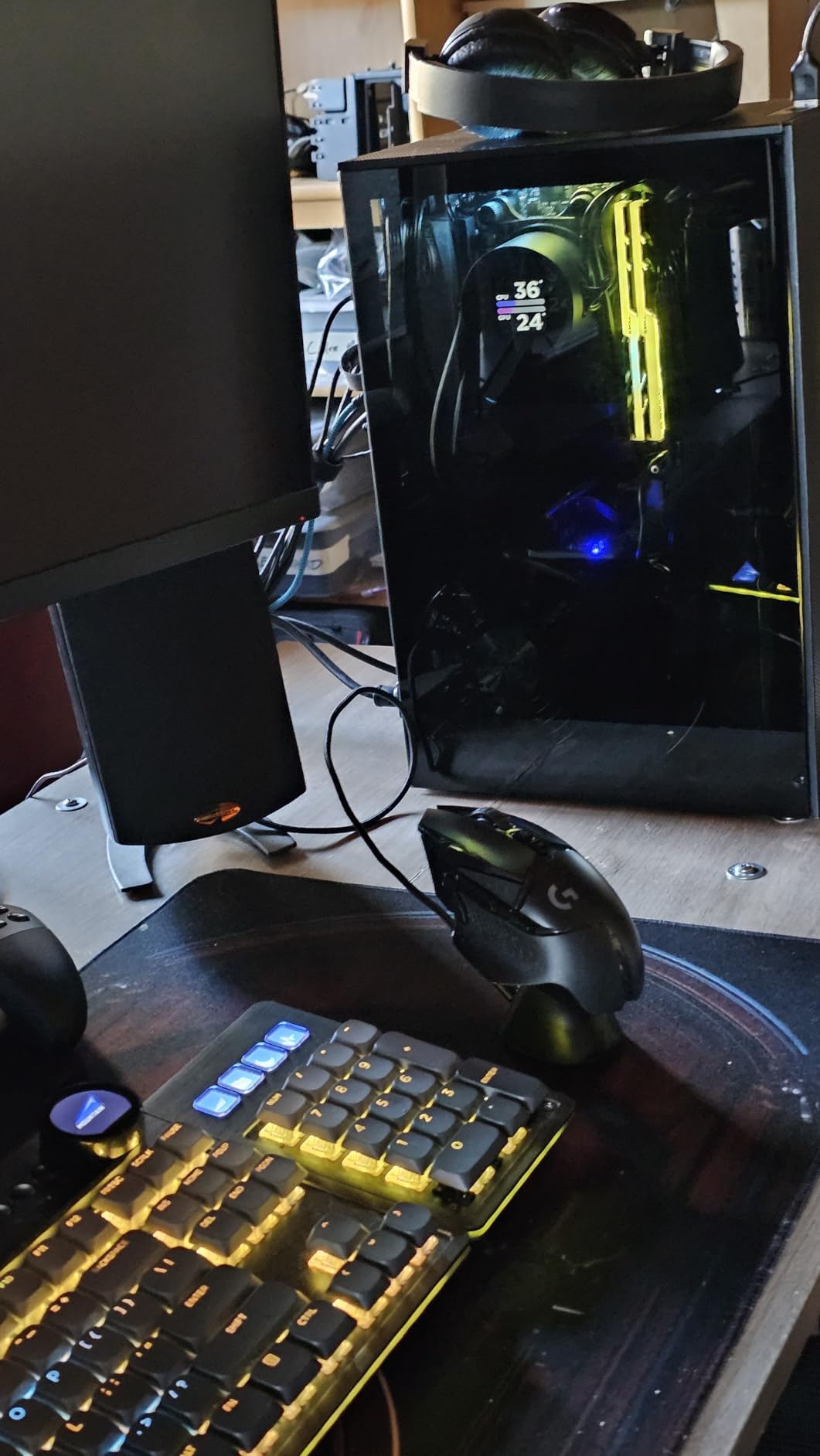 SSUPD Meshroom S V2 Mini-ITX Gaming PC Case with PCIe 5.0 Riser Cable customer photo 2