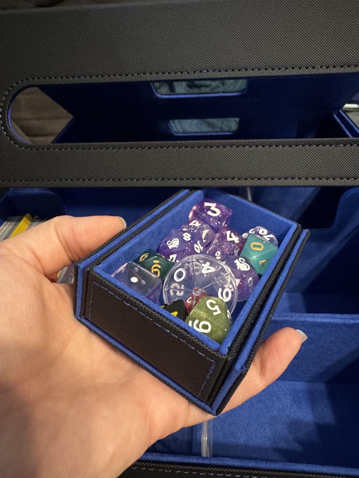 Trading Card Storage Box - 3500+ Magnetic MTG Deck Box with Handle,Commander & Toploader Display, Dice Box,4 Dividers & 30 Color Labels - Fits for TCG,MTG,Yu-Gi-Oh and Sport cards customer photo 1