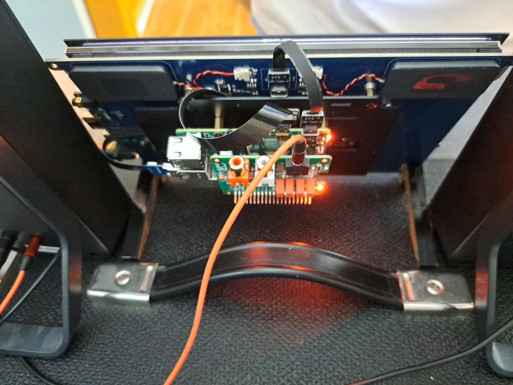 10.1 Inch Touchscreen Mini Monitor, IPS 1540×720 USB-C HDMI Portable Secondary Display with Stand & Speaker, Stretched Bar Screen for PC Laptop Rasp PI AIDA64 STEM DIY customer photo 1