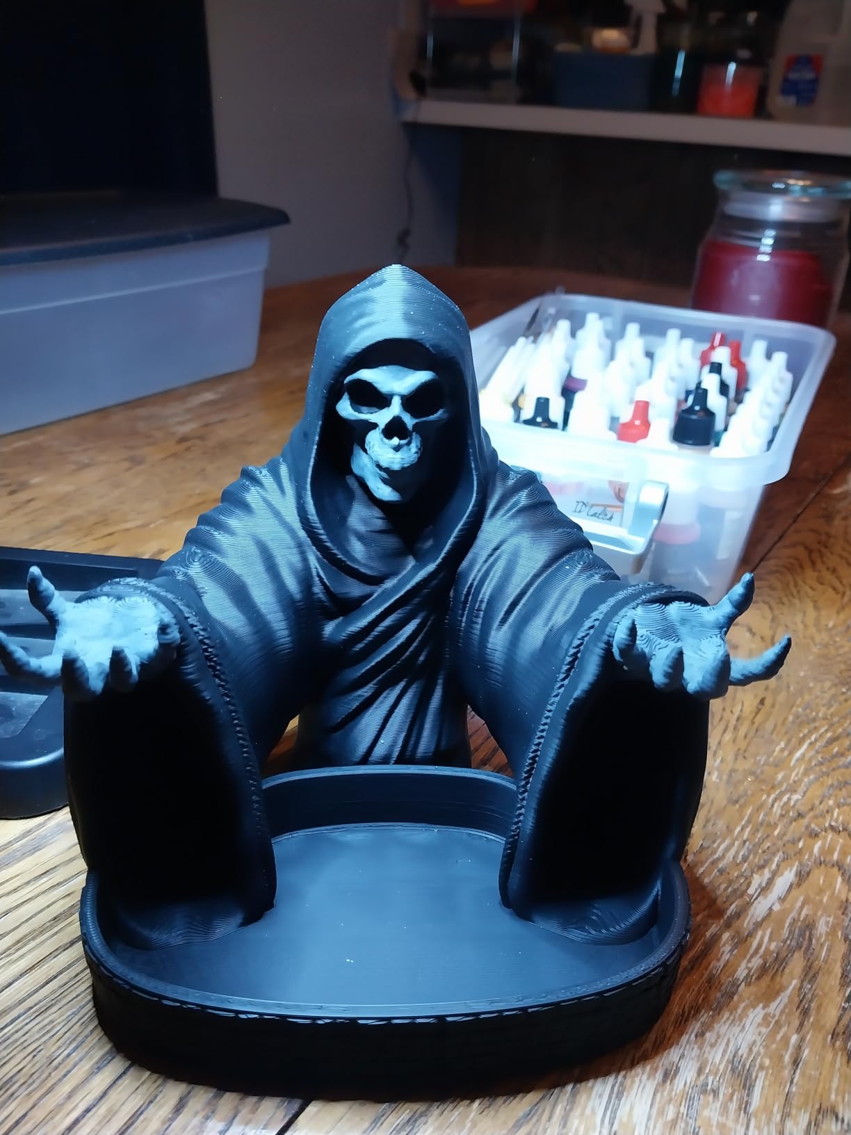 MunnyGrubbers - Grim Reaper Dice Tower - Original Design - (Random 7PCS D20 Dice Set Included) - Tabletop Roleplaying Game - Dice Roller - Dungeons and Dragons - DND - D&D - (Black) customer photo 1