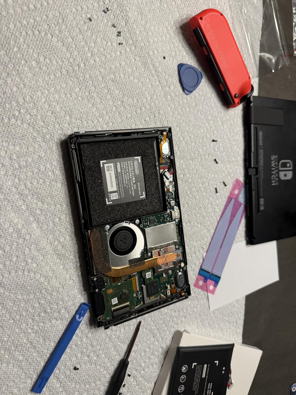 (5180mAh) 2026 Upgrade High Capacity Battery Replacement for Nintendo Switch 2017 HAC-003, HAC-001, HAC-A-BPHAT-C0, HAC-S-JP Game Console with Repair Tool Kit customer photo 2