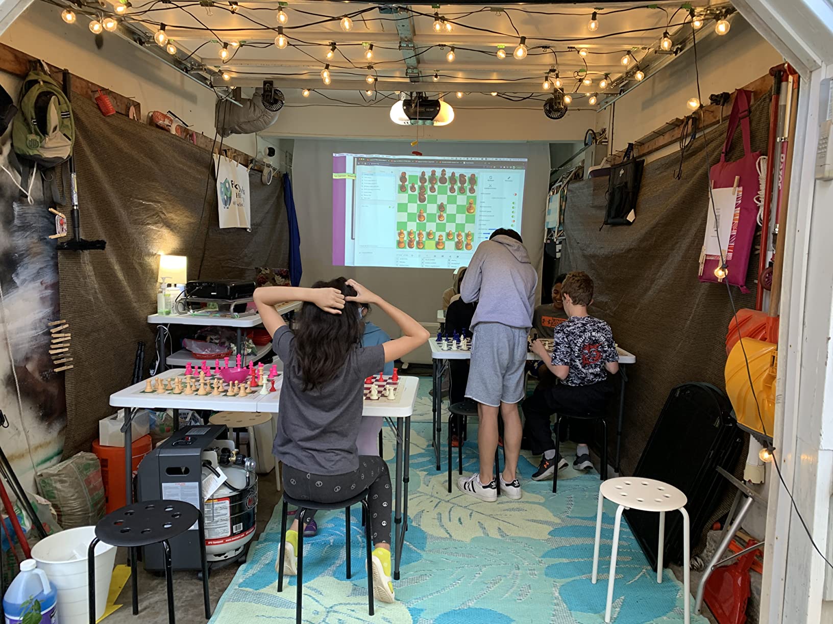 Epson Pro EX9270 Wireless 1080p 3LCD Projector 4,100 Lumens Color and White Brightness, Apple AirPlay, Miracast, Stream from Phone or Laptop, 2 HDMI Ports, 1.6x Optical Zoom, Built-In Speaker customer photo 1