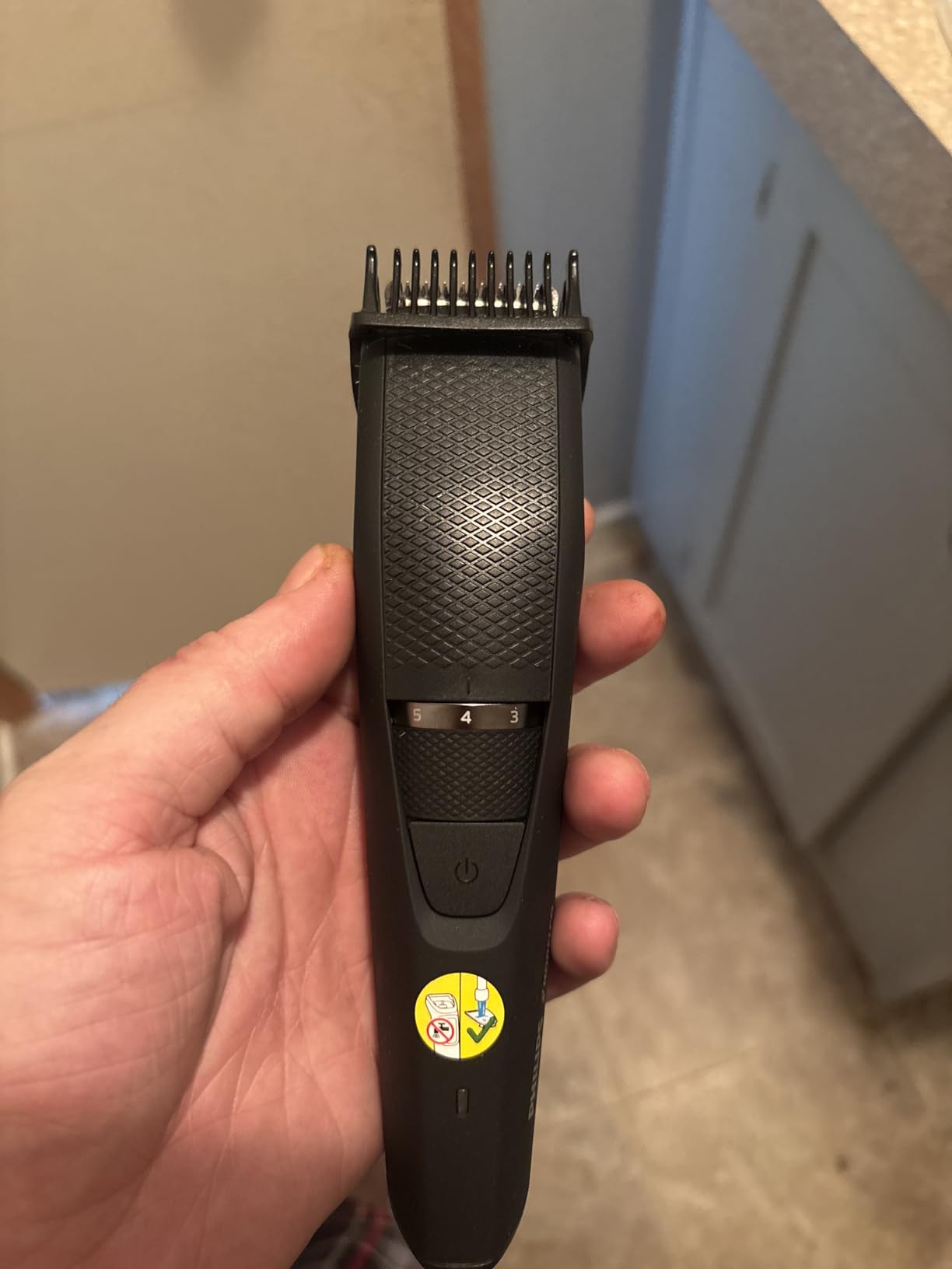 Norelco Philips 100% Waterproof Beard Trimmer 3000 Series with Self-Sharpening Blades, 40 Adjustable Beard Trimmer Length Settings & Two Lift&Trim Combs, USB Charging, BT3620/40 customer photo 2