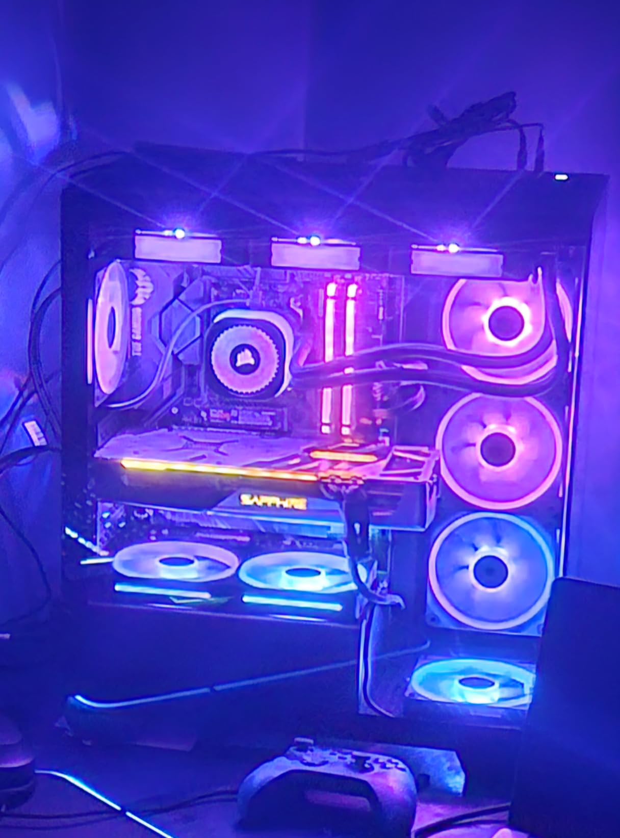 CORSAIR 3500X LX Reverse Fan RGB Mid-Tower PC Case - 3X Pre-Installed Fans, Panoramic Glass, Spacious Interior, GPU Anti-Sag, Includes iCUE Link System Hub - White customer photo 1