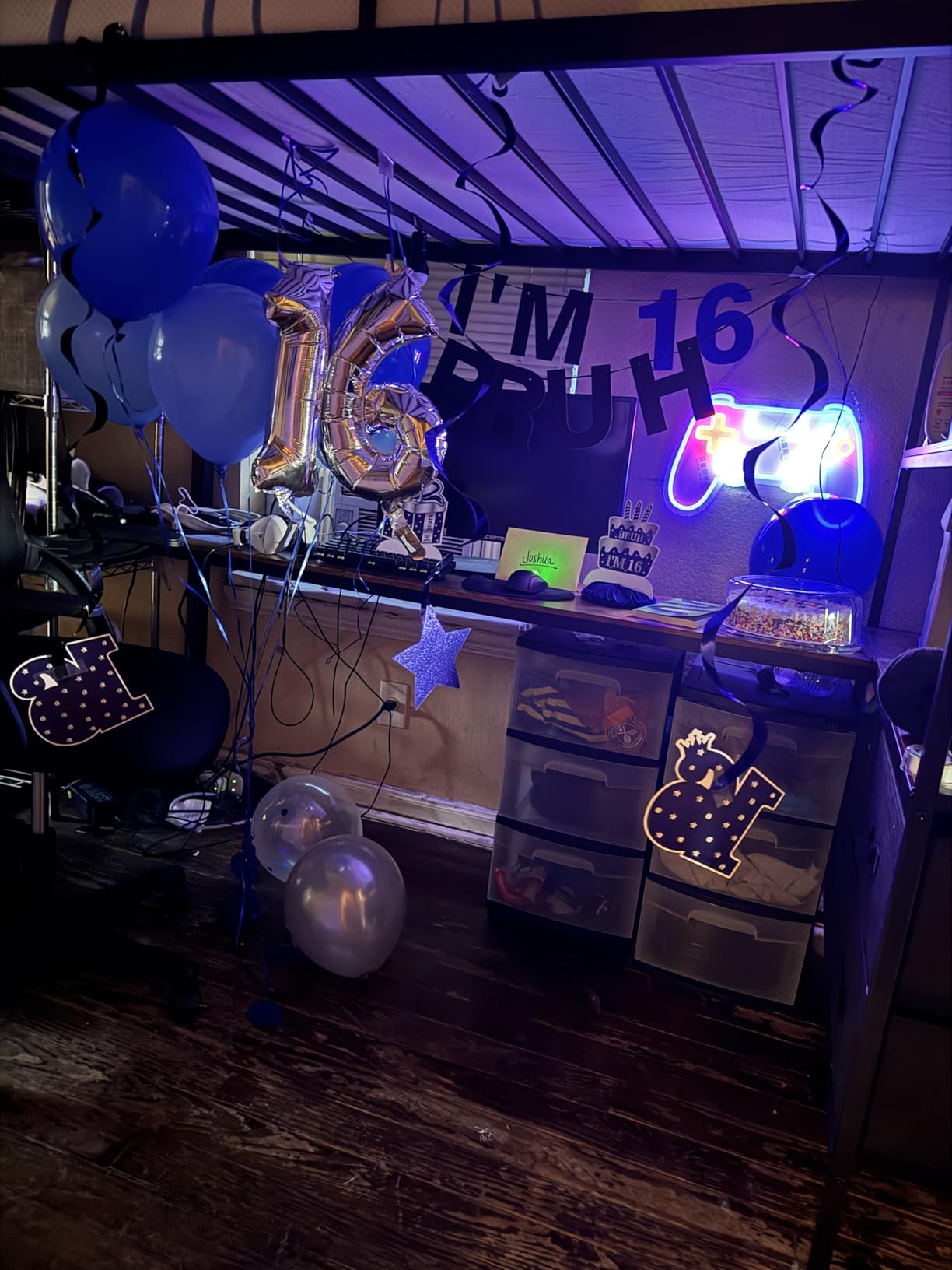 Gaming Letter Neon Sign for Wall Decor, USB Powered Dimmable Ice Blue GAME ON Signs, LED Gamer Neon Sign for Wall Decor, Arcade Room, Game Room, Bedroom, Kids, Boyfriend, Gifts customer photo 1