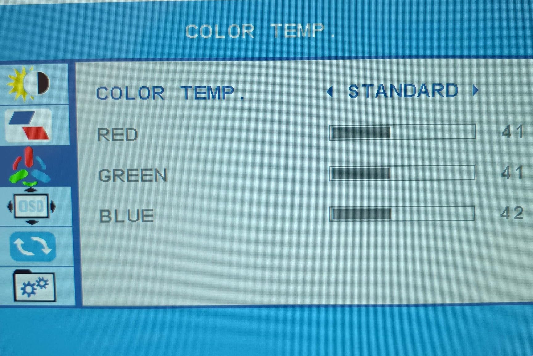 ROADOM 5'' Mini Monitor with Raspberry Pi Mount Holes & USB HUB, Type-C One-Cable Connection&Speakers, All-in-One Storage Dock, Pocket IPS Screen for PC monitoring/Gaming/AIDA64/Streaming Partner customer photo 1