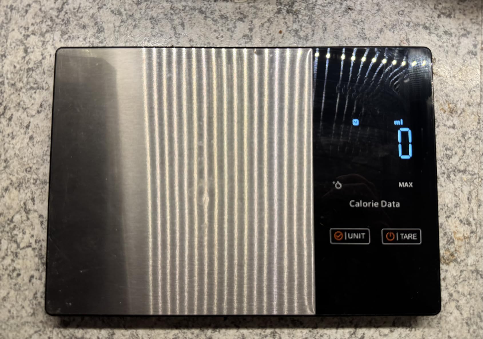 Smart Nutrition Food Scale with LED Display, Tracks Calories, Fat, Carbs & Protein via App, 1g Precision Digital Kitchen Scale for Healthy Eating & Meal Prep customer photo 1