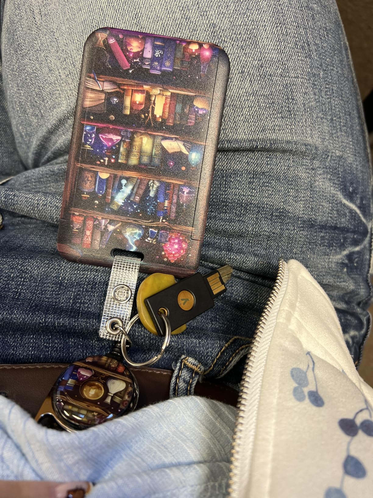 Gamepad Badge Holder with Boys Lanyard, Game ID Badge Holder with Retractable Reel Clip and Keychain, Gamer Vertical Identity Card Cover Case Protector for Nurse Student customer photo 1