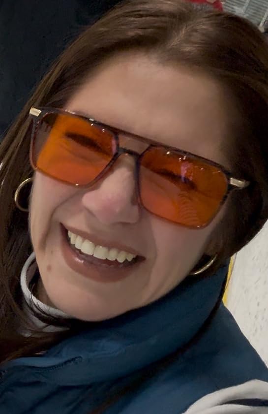 Bloomoak Rose Tinted Photochromic for Indoor/Outdoor UV 400/Migraine Relief Glasses for Fluorescent LED Glare/Photophobia customer photo 1