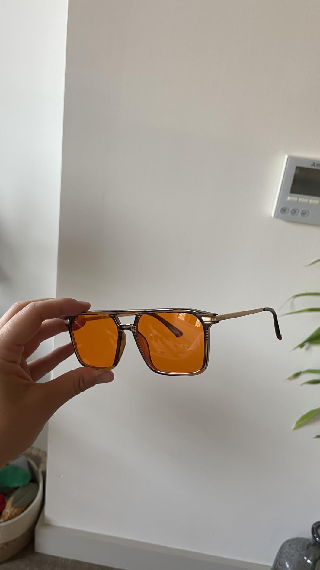 Bloomoak Rose Tinted Photochromic for Indoor/Outdoor UV 400/Migraine Relief Glasses for Fluorescent LED Glare/Photophobia customer photo 2