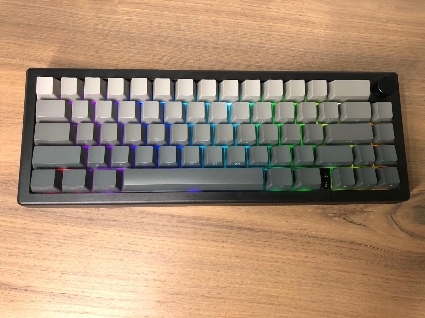 BOYI GMK67Pro Keyboard Barebones Kit,QMK/VIA Programmable BT5.0/2.4G/Type-C Tri-Mode Wireless RGB Gasket Mounted 65% Compact Custom RGB 4000mAh Mechanical Keyboard with Knob DIY Kit(White) customer photo 2
