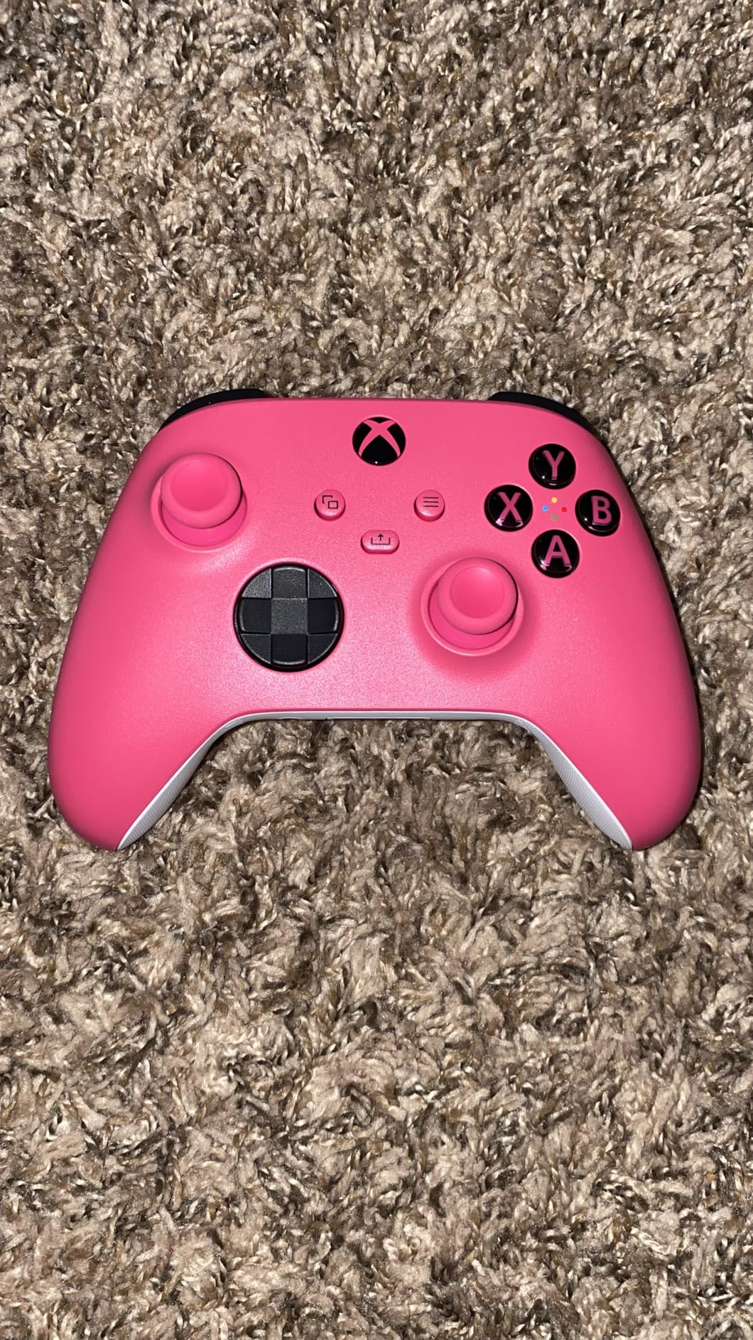 Xbox Wireless Controller Ice Breaker Special Edition - Wireless & Bluetooth Connectivity - New Hybrid D-Pad & Share Button - Featuring Textured Grip customer photo 1