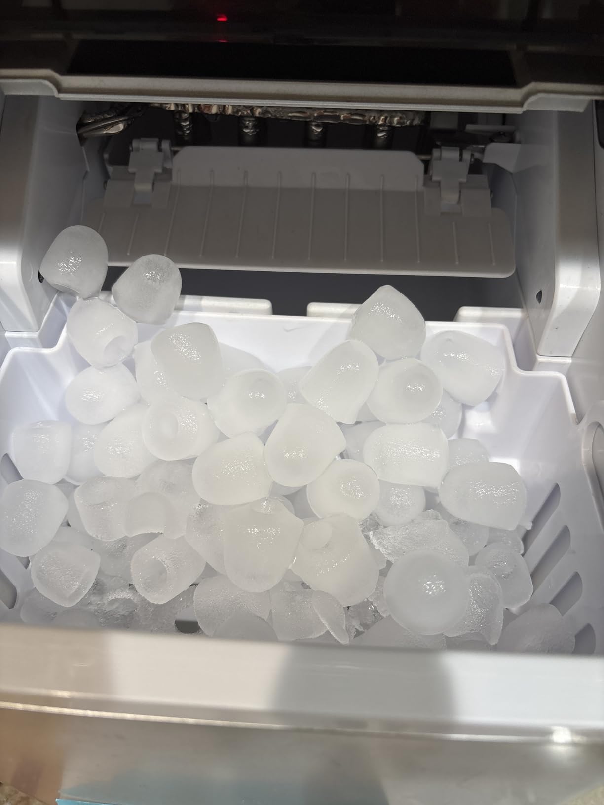 Commercial Ice Maker Machine 500LBS/24H, 350LBS Storage Bin & UL Approval, 182 Ice Cubes in 10-15min, Self-Cleaning, Air Cooled Ice Machine with LCD Panel for Bar Business Cafe customer photo 1