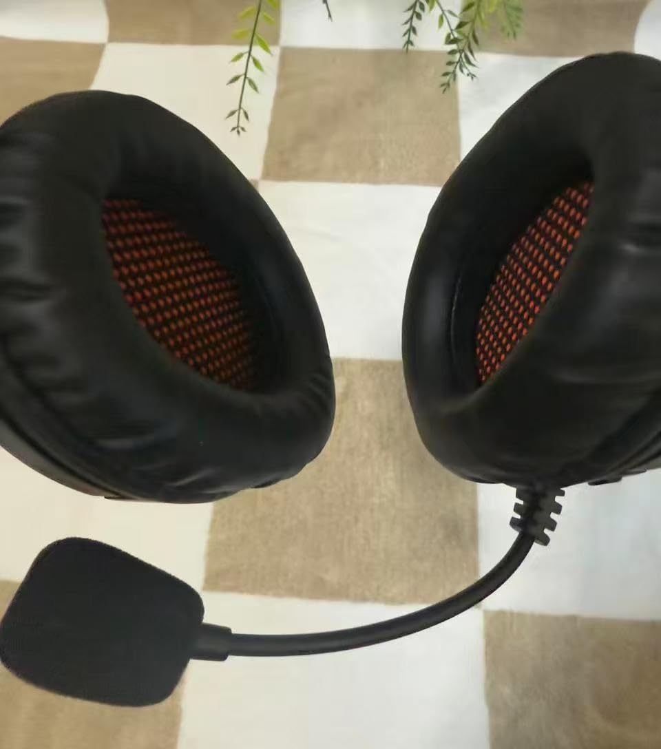 BINNUNE Wireless Gaming Headset with Mic - Lightweight Over-Ear Gaming Headphones Comfort for Long Gaming Sessions customer photo 1