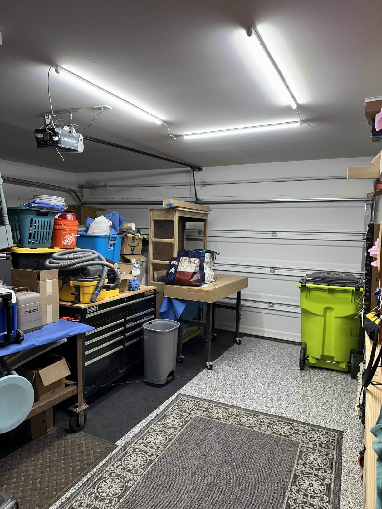 CNSUNWAY Led Shop Lights 4FT, D Shape LED Light 50W 7500LM 6500K Daylight White, Garage Light, Linkable Clear Cover T8 Integrated for Garage Workshop Workbench, ETL Listed(2-Pack) customer photo 2