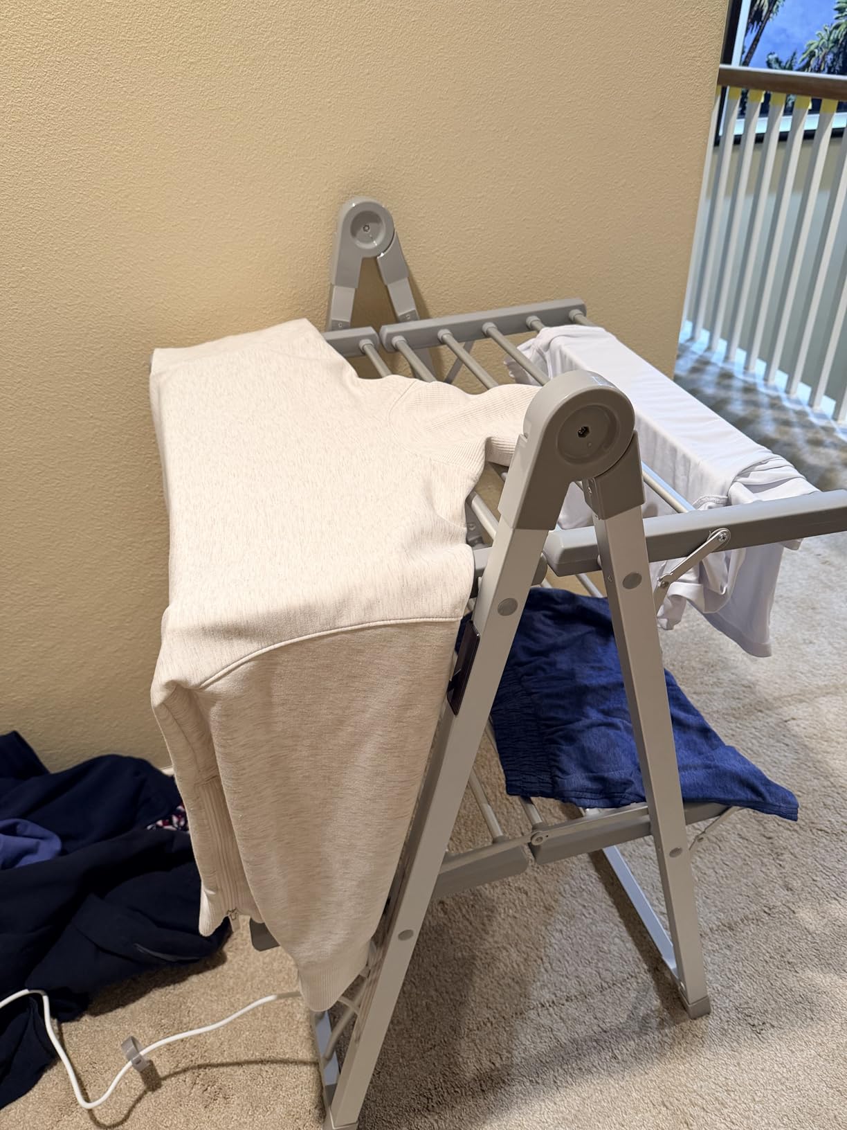 Electric Heating Clothes Drying Rack,Foldable Clothes Drying Rack,Suitable for Drying Clothes, Shoes and Socks.Plug & Play,Silvery Gray,Aluminum Alloy,One-Click Switch(39.37×52.56×25.98in) customer photo 2