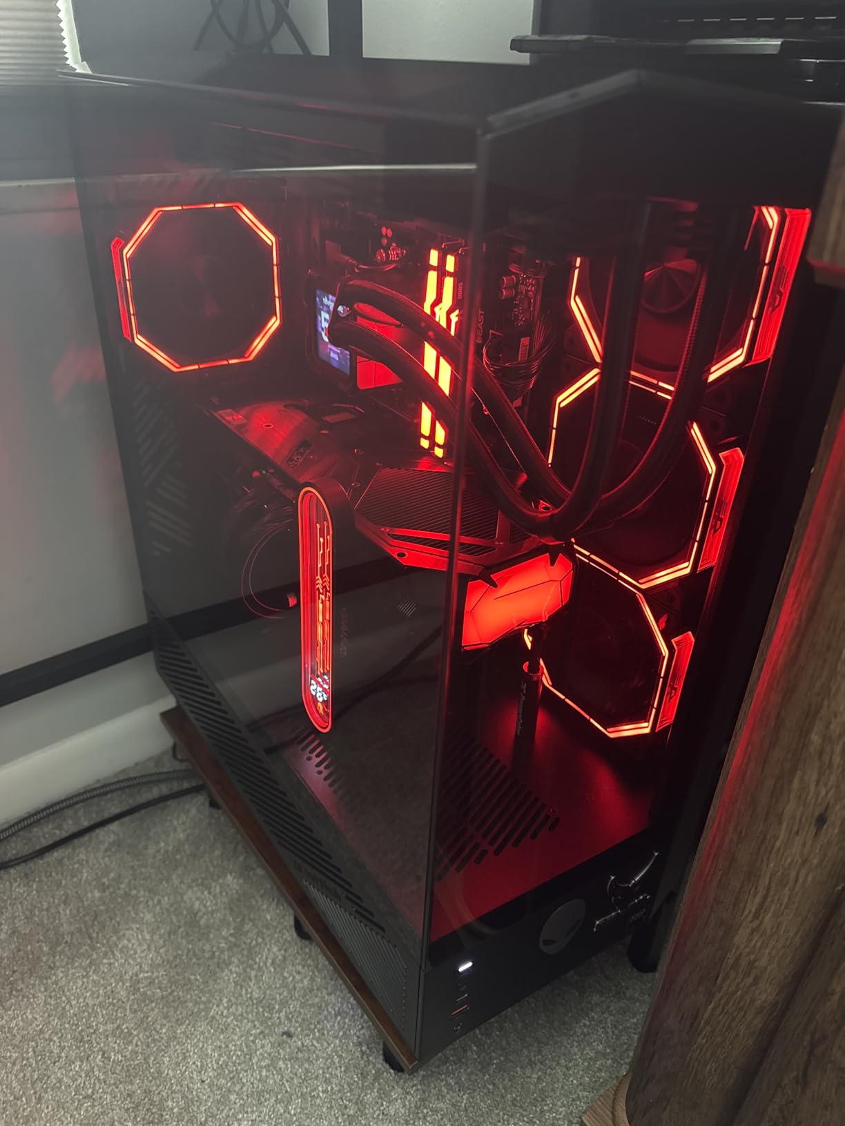 darkFlash DY460 ATX Full-Tower PC Gaming Case, High Airflow, 330° Full-View Tempered Glass Panels, Separate PSU Chamber, Supports RTX 5090 up to 400mm, 360mm Radiator Support, USB-C, Black customer photo 1