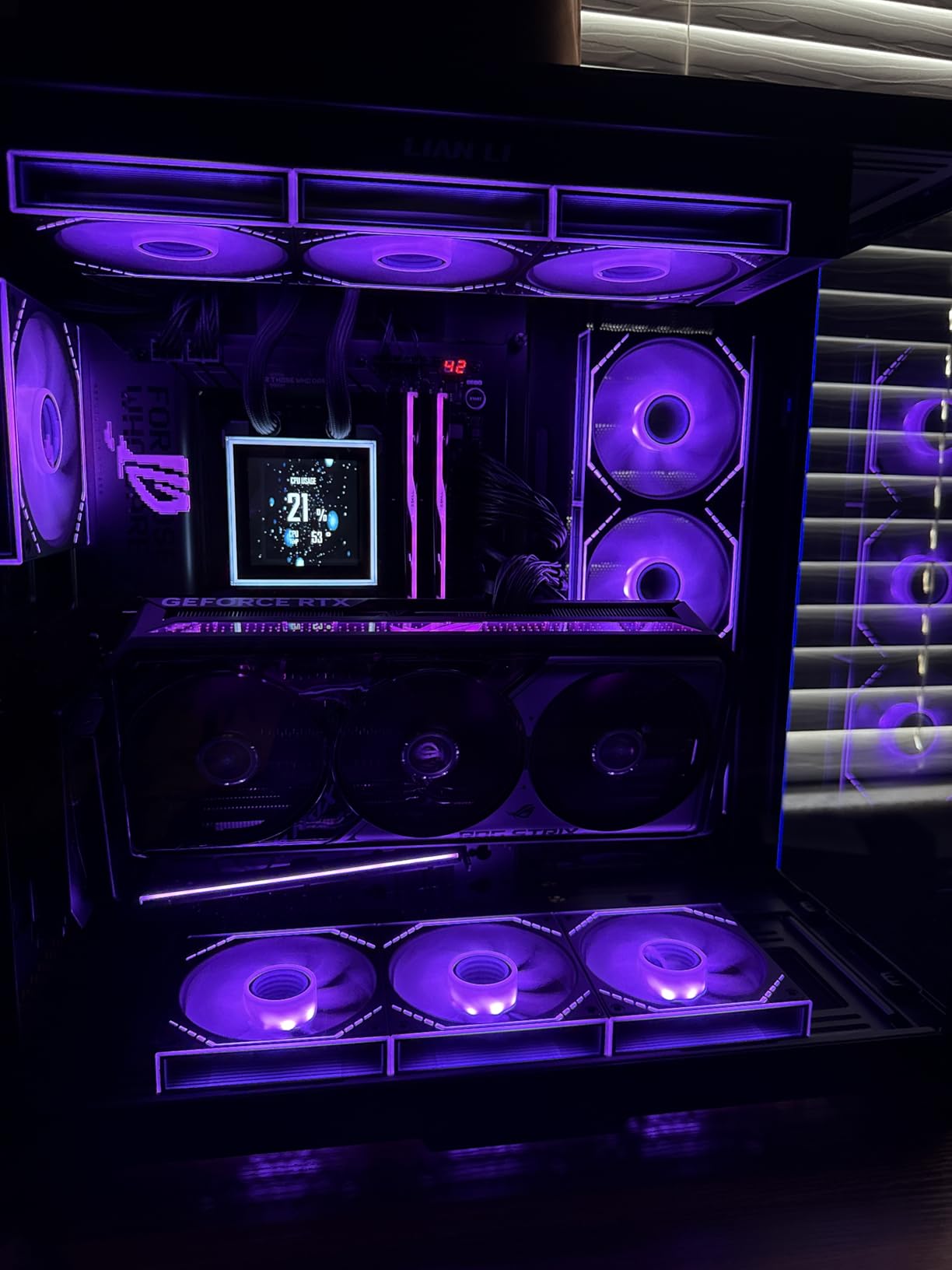 Lian Li Hydroshift II-S LCD 360TL ARGB Liquid CPU Cooler - 360mm AIO - 3.4