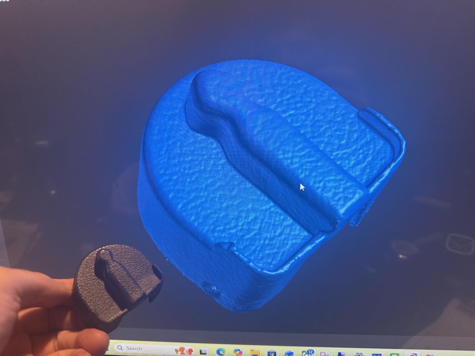 Revopoint MetroY Pro 3D Scanner for 3D Printing, Up to 0.01mm Precision, 34+15+1 Industrial Blue Laser Handheld Scanner, 62-Line Full-Field, Real-time Preview, Bulit-in Wi-Fi 6, Full-Color 3D Scan customer photo 2