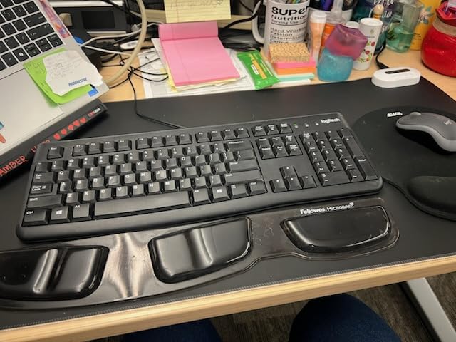 Heated Desk Pad Mouse Pad - Warm Desk Pad - 6-Level Temperature Adjustment, Smart Temperature Control & 8-Hour Timer Auto Shut-Off, LED Gaming Mouse Pad customer photo 2