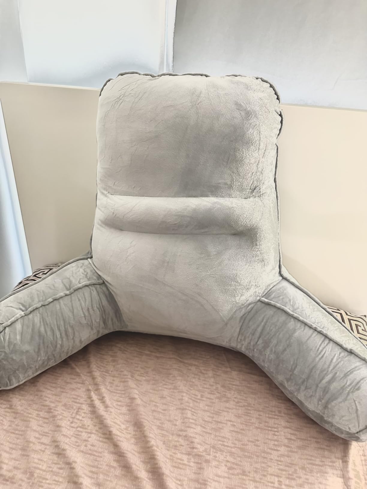 Sasttie Reading Pillow, Pillows for Reading or Relaxing - Ergonomic Support for Head, Neck, Back, and Lumbar, 21-Inch, Dark Grey customer photo 2