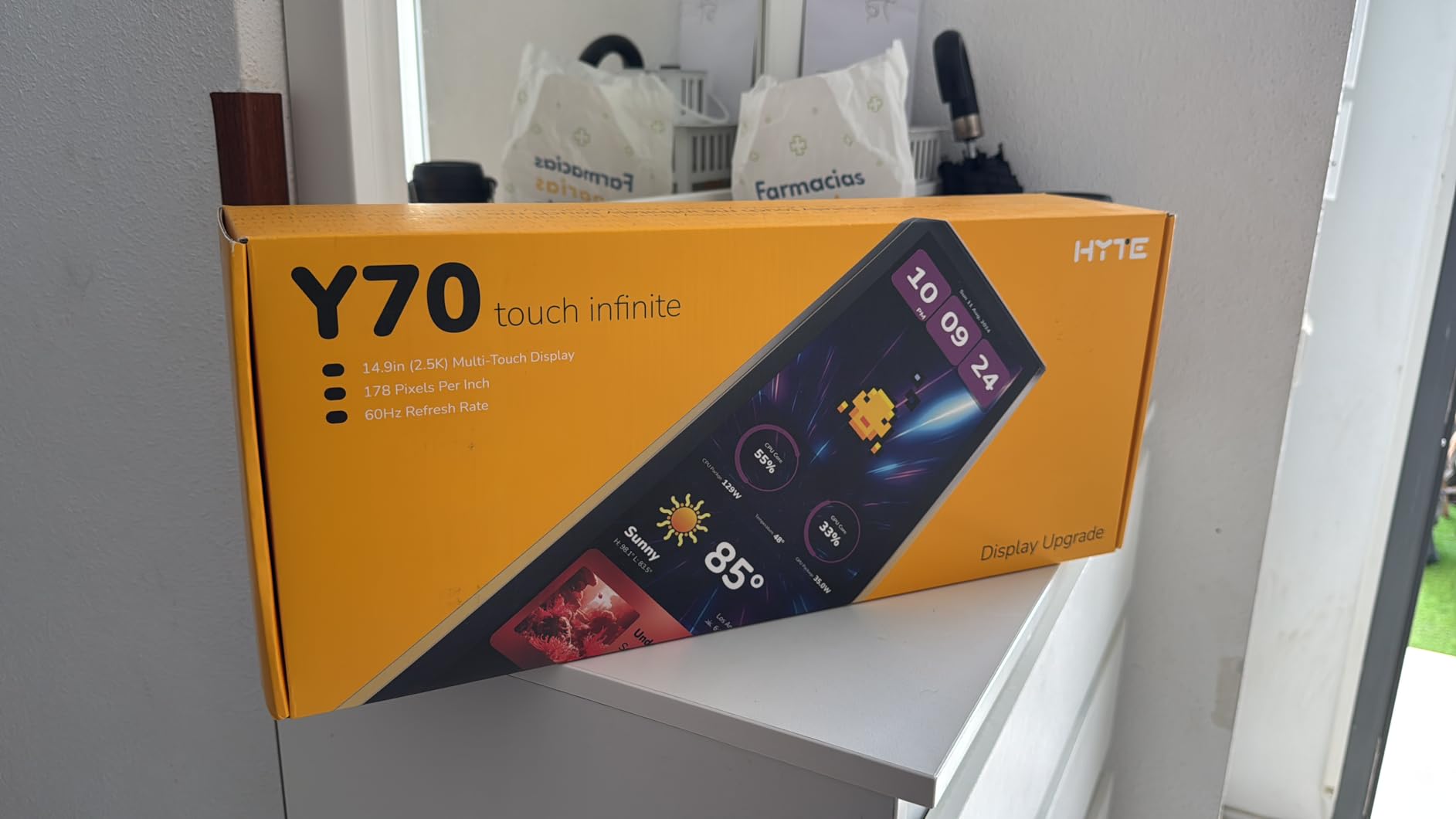 HYTE Y70 Touch Infinite Display Upgrade Screen Kit for PC Case - 14.9