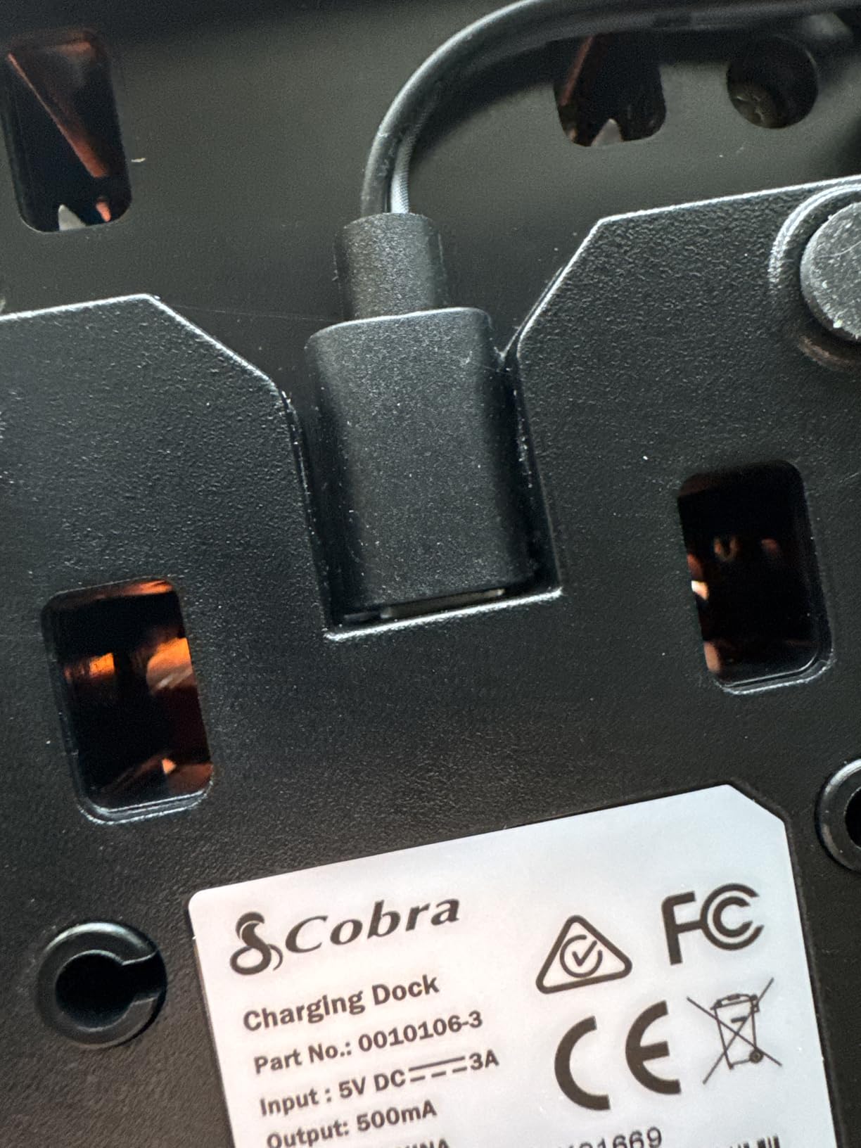 Cobra BlueBound 350 VHF Handheld Marine Radio - White - 6-Watt, Floating, Long Range, NOAA Weather Alerts, International Functionality, IPX7 Waterproof, USB-C, Submersible, LCD Screen, Belt Clip customer photo 2