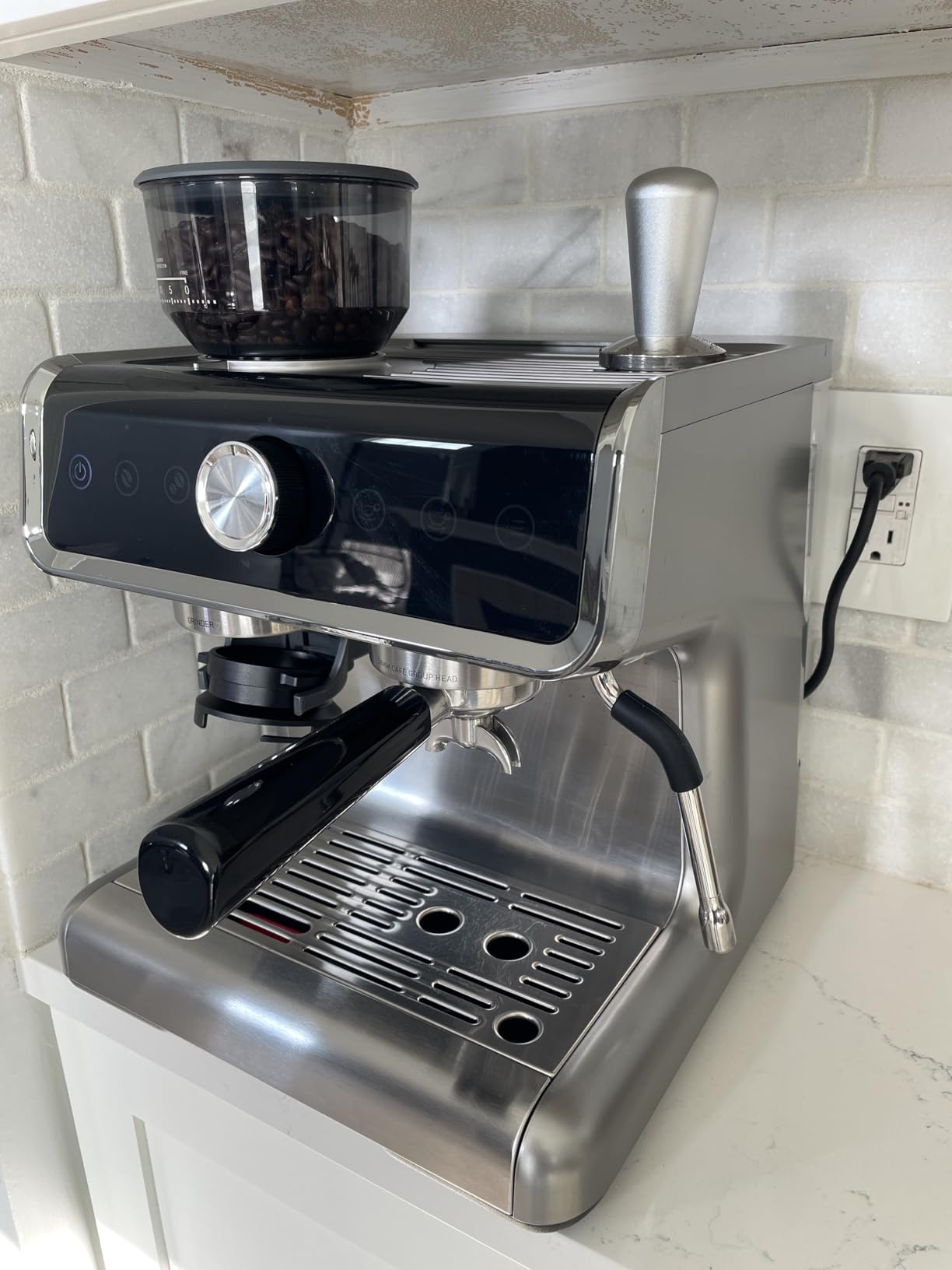 EUHOMY Espresso Machine with Grinder, 20 Bar Professional Espresso Coffee Maker for Home, with Milk Frother for Latte, Cappuccino & Barista-Style Drinks customer photo 2