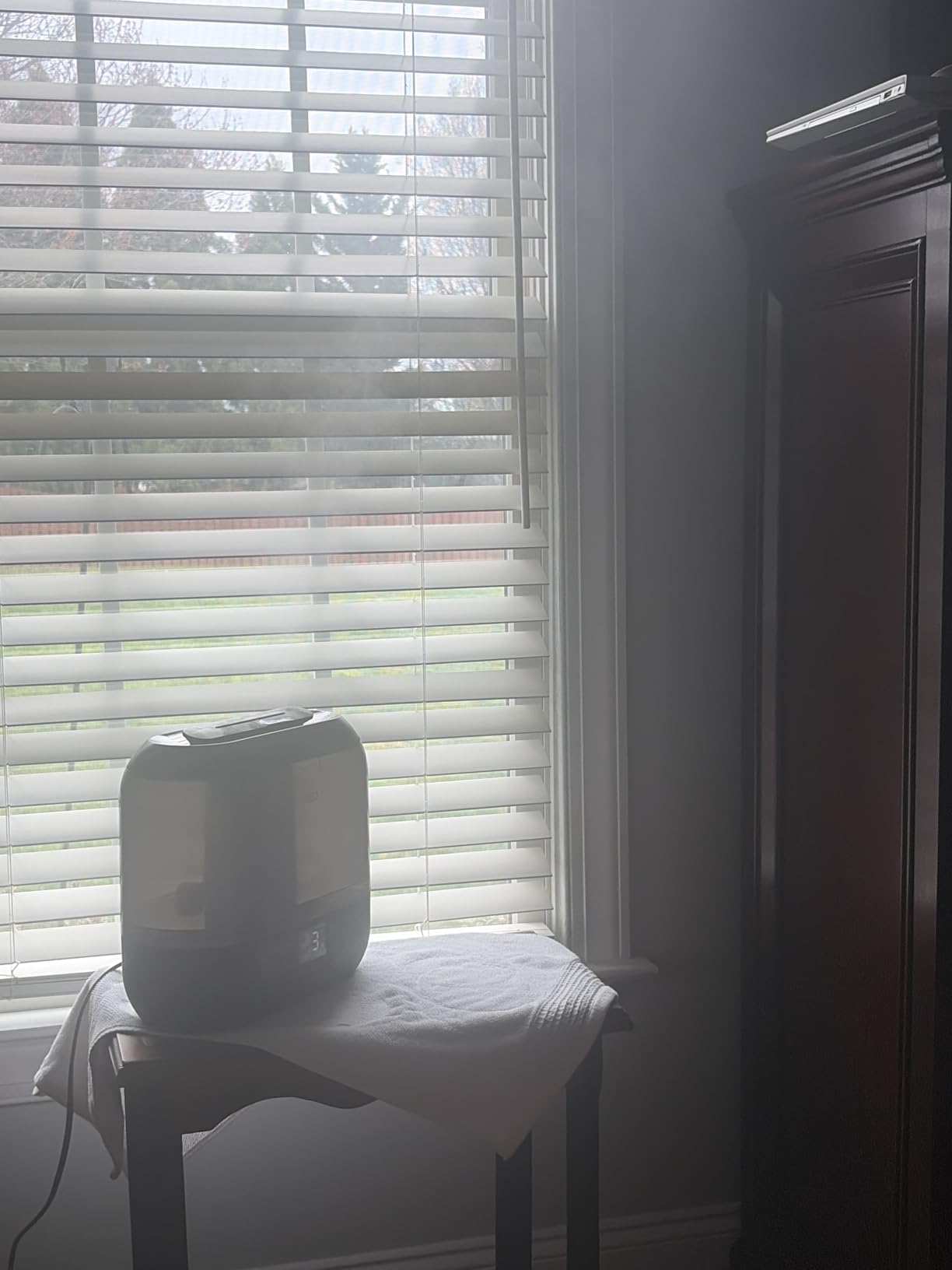 DREO Humidifiers for Bedroom, 3L Top Fill 30H & 26dB Quiet Runtime for Large Room, Cool Mist Ultrasonic Humidifier with Humidity Sensor, Night Light for Home, Baby, Nursery, Plants, New Edition customer photo 1