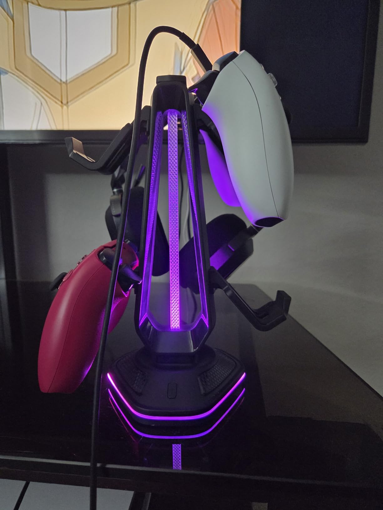 RGB Headset Stand with 9 Light Modes and 2 USB Charging Ports - Controller Holder for Desk - Headphone Stand & Detachable Controller Hook for PC Earphone Gaming Room Setup Accessories customer photo 1