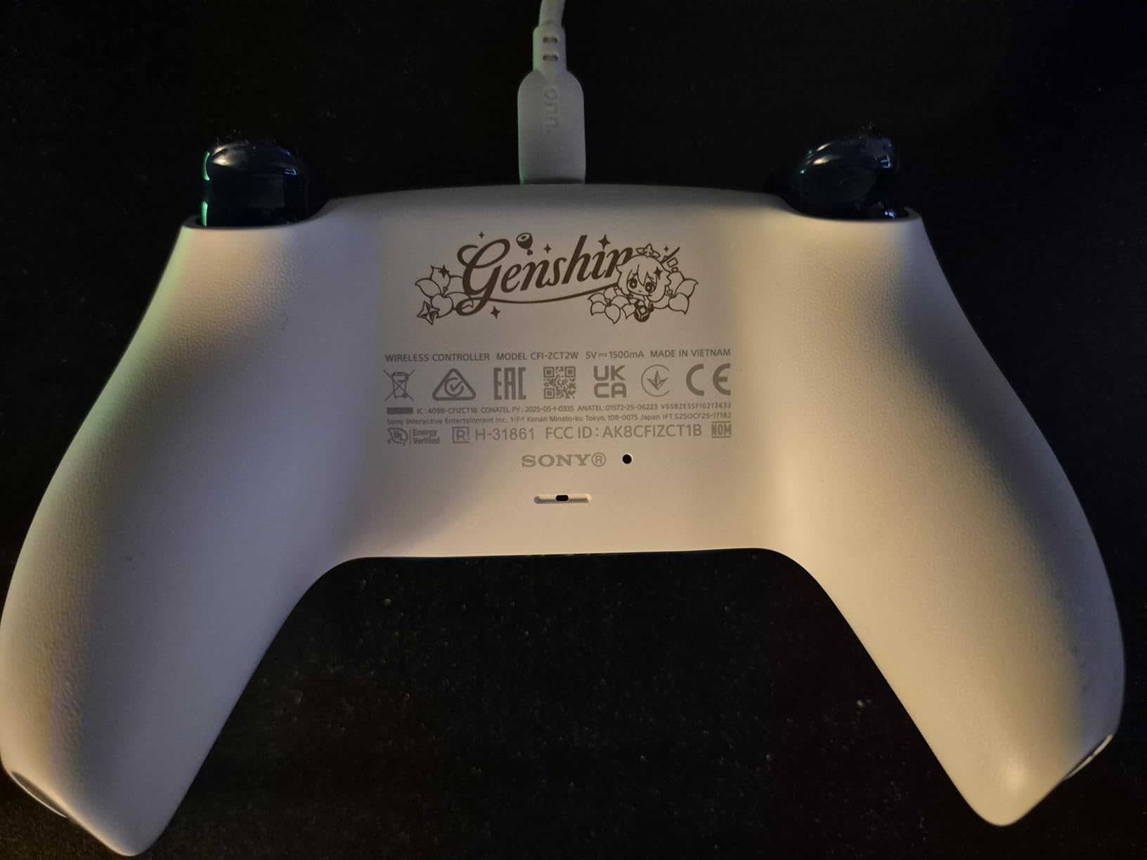 PlayStation DualSense Wireless Controller - for PS5, PC, MAC & Mobile customer photo 1