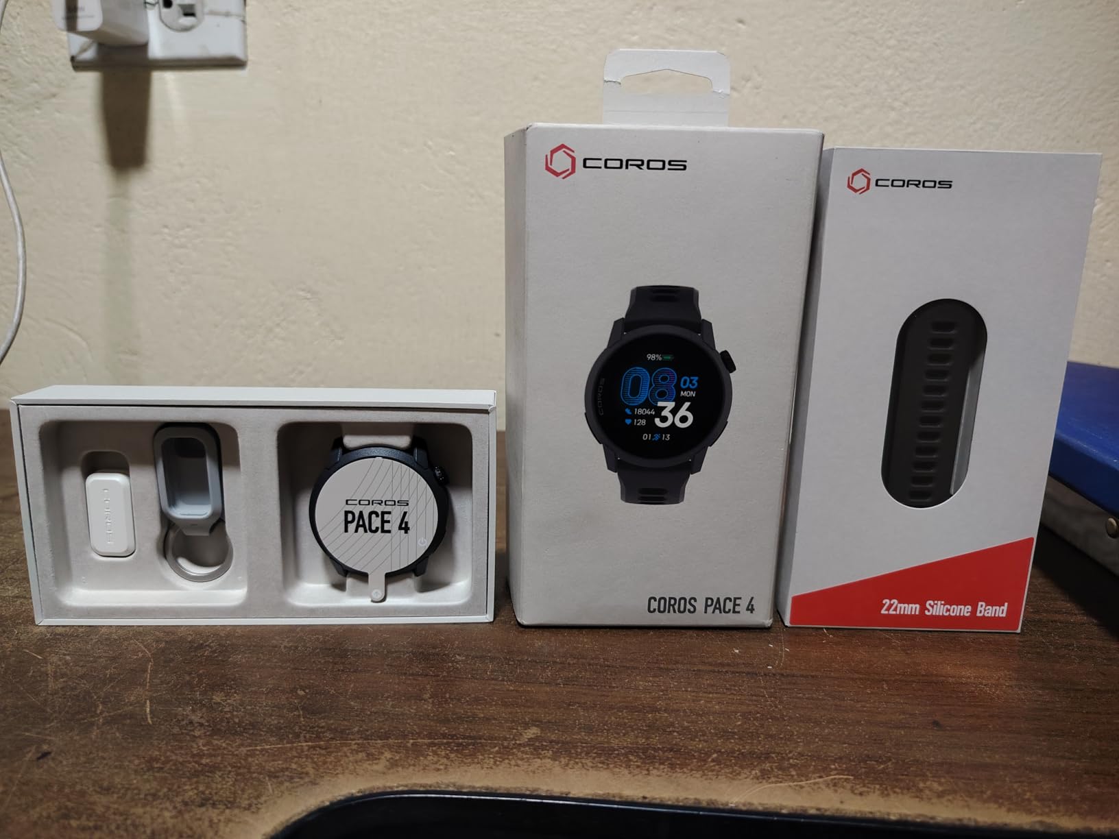 COROS PACE 4 Ultralight Sport GPS Watch for Run - Black Silicone, Standard | 1.2