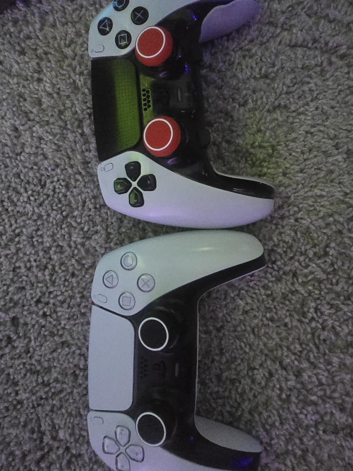 24 PCS Premium Silicone Thumb Grips for PS4/PS5/Xbox Controller, Rainbow Non-Slip Joystick Caps & Thumbstick Grips, Ultimate Comfort & Protection customer photo 1