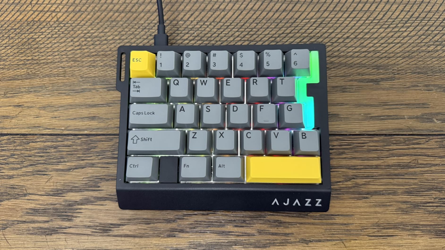 MechLands AJAZZ AK029 One Handed Gaming Keyboard, 8Khz Polling, 29 Keys Rapid Fast Wired Keyboard, SOCD & DKS, Magnetic Switch, Adjustable Actuation, RGB Backlits, Aluminum Plate (White) customer photo 2